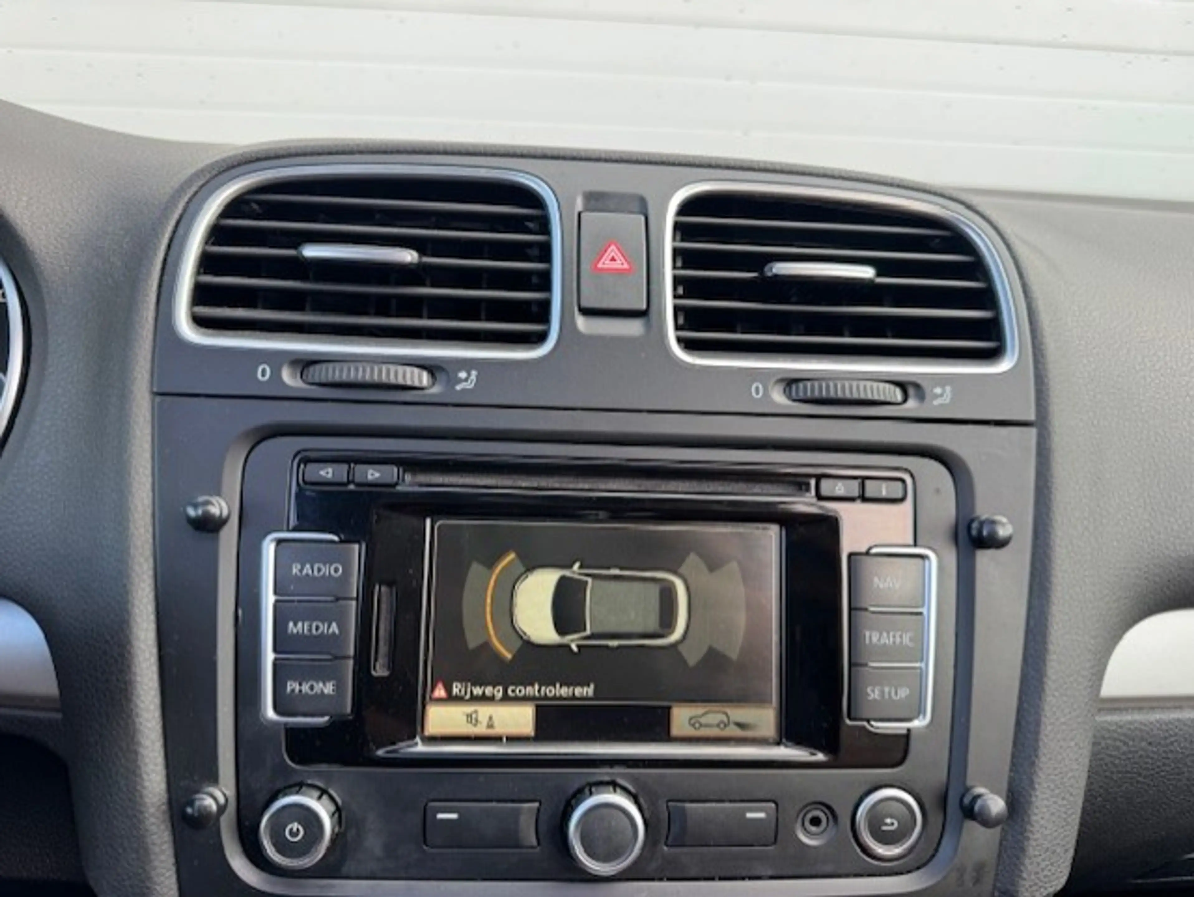 Volkswagen Golf Cabriolet 1.4 TSI -DSG - LED - Leder -Cruise — photo 20