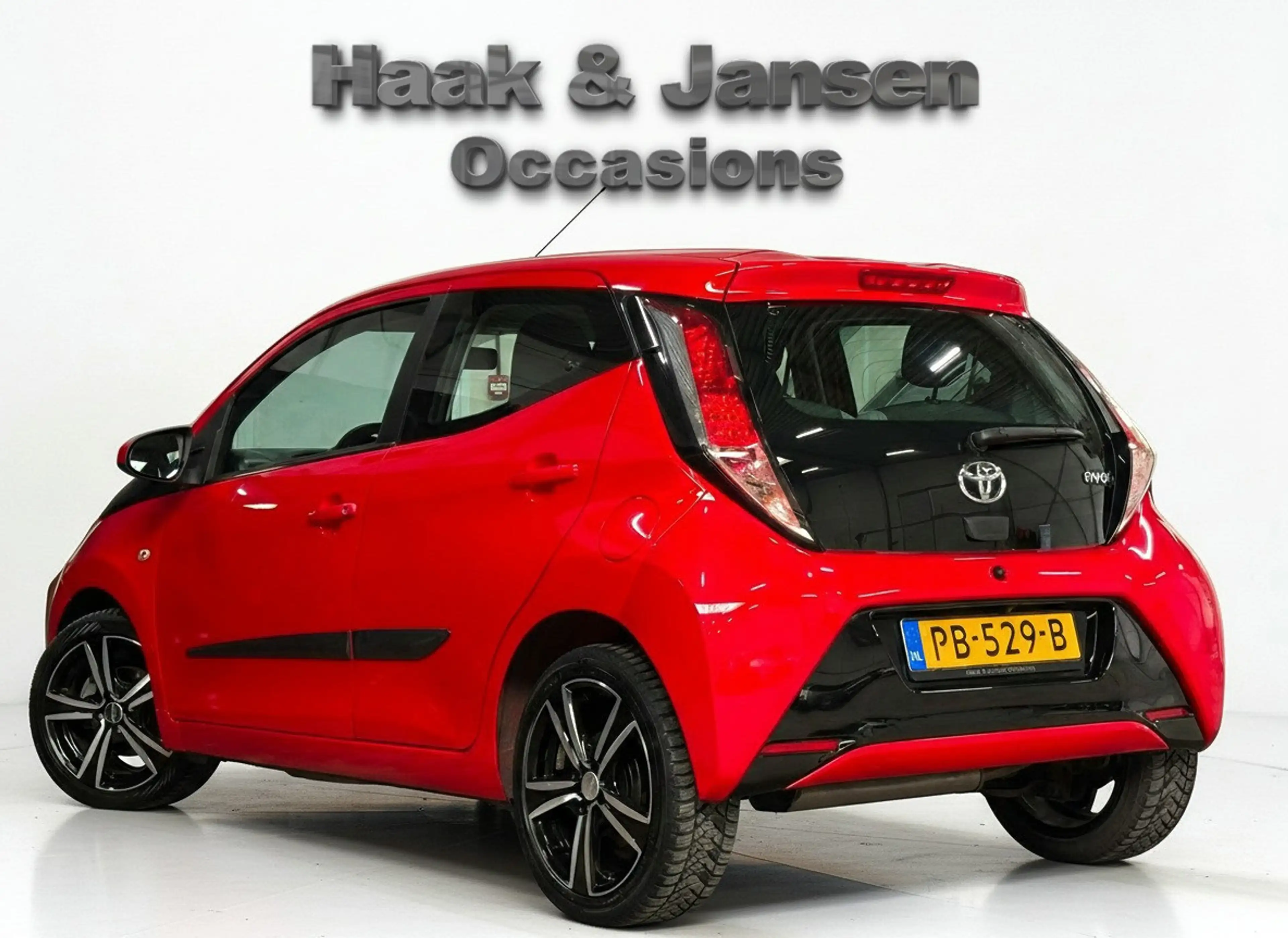 Toyota Aygo 1.0 VVT-i x - Infotainment - Camera - Airco — photo 3