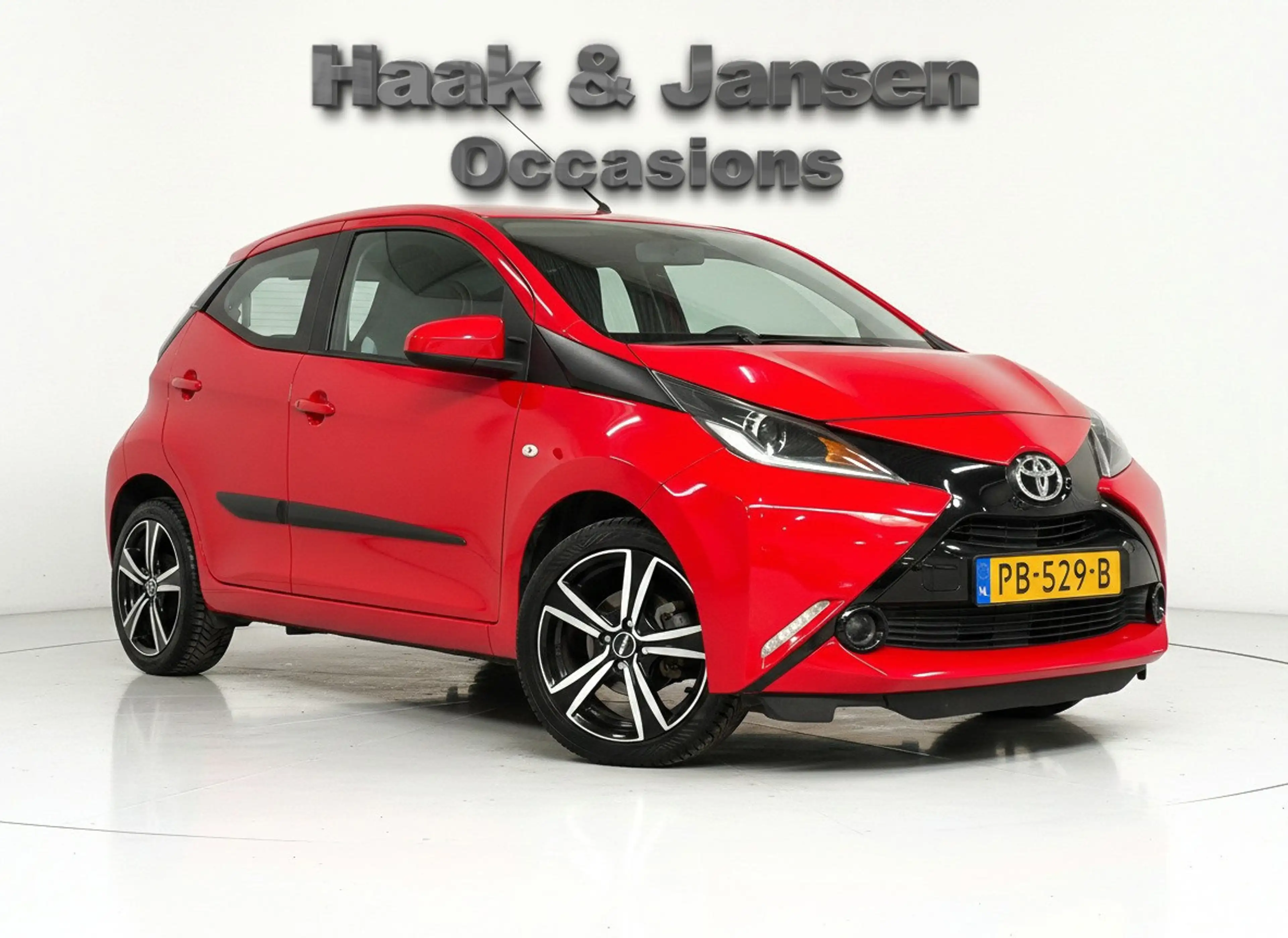 Toyota Aygo 1.0 VVT-i x - Infotainment - Camera - Airco — photo 2