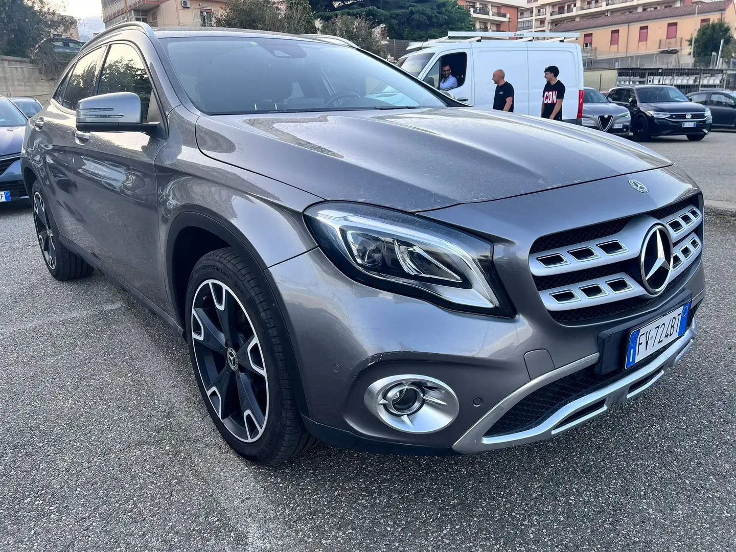 Mercedes-Benz GLA 220 220 d Automatic 4Matic Premium Grigio - 2