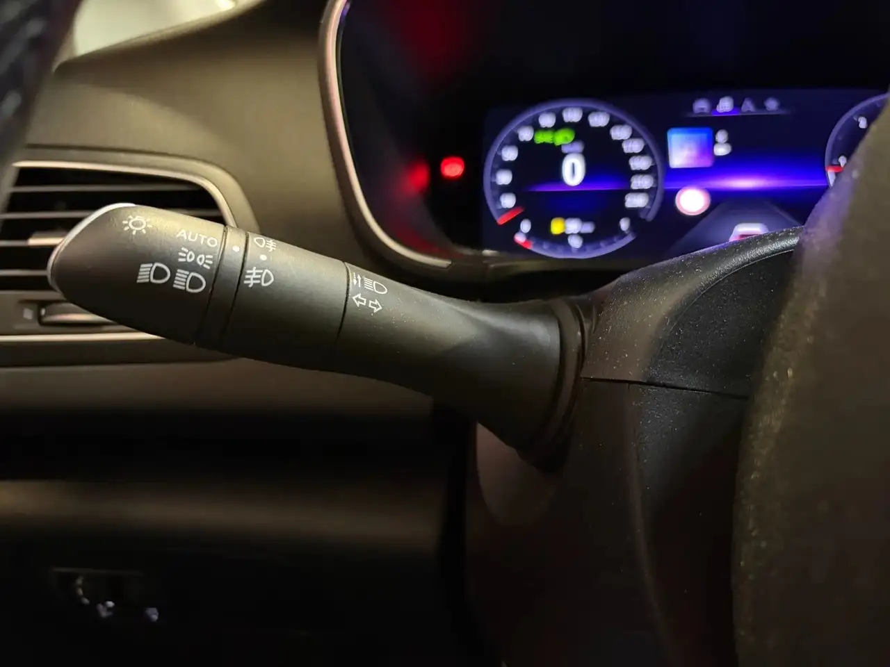Renault Megane Berline — photo 30