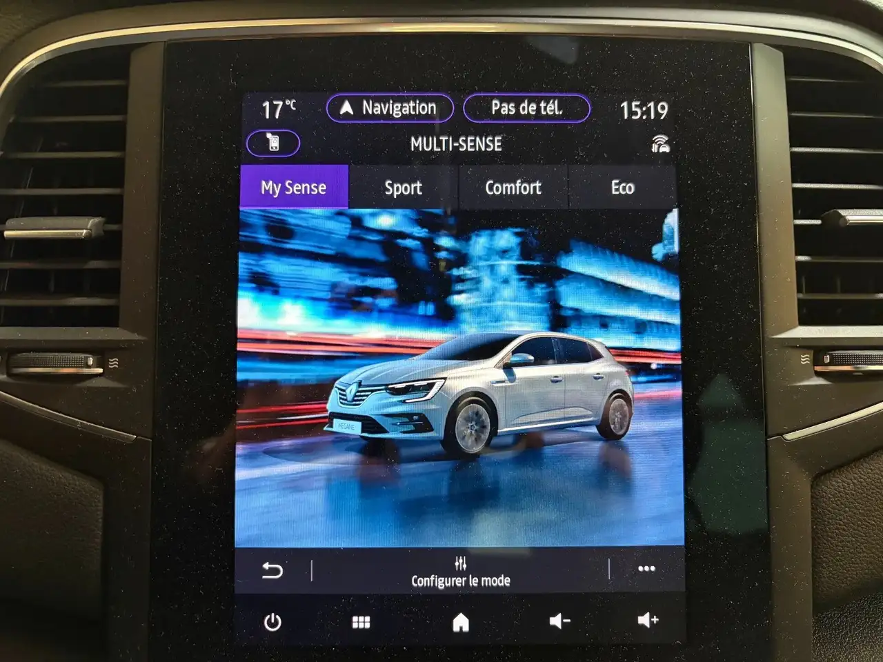 Renault Megane Berline — photo 26