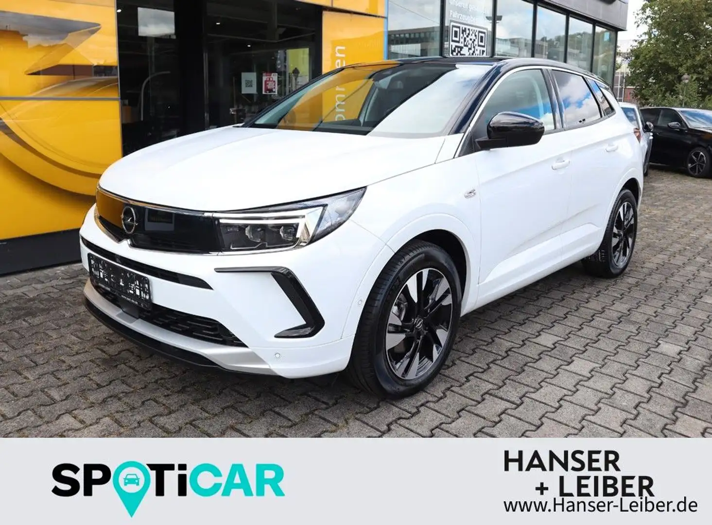 Opel Grandland X Grandland 1.2T MT6 Elegance Ultimate Paket  AHK Weiß - 1