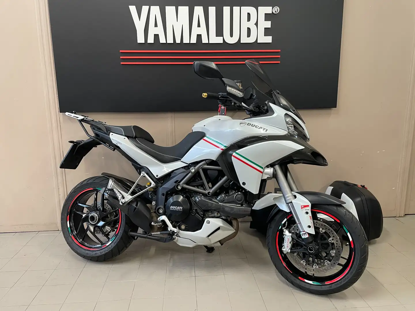 Ducati Multistrada 1200 S Touring D-Air Blanco - 1