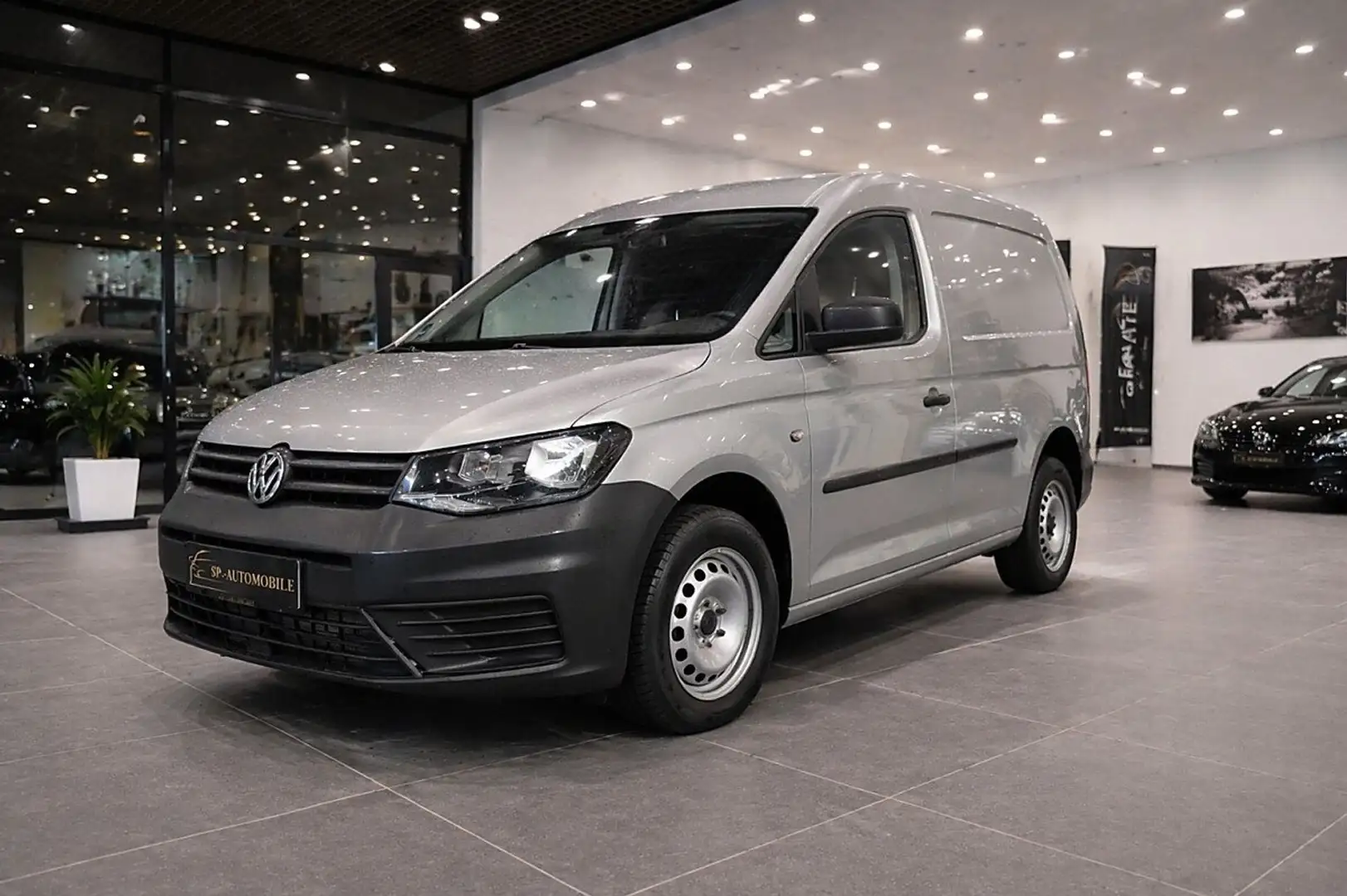 Volkswagen Caddy PKW Silber - 1