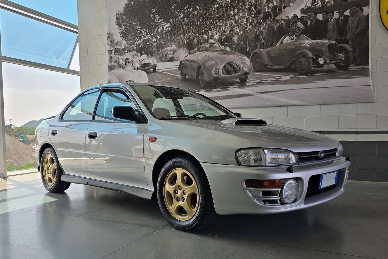 Subaru Impreza Berlina 2.0 turbo STI 4wd -NARDI-