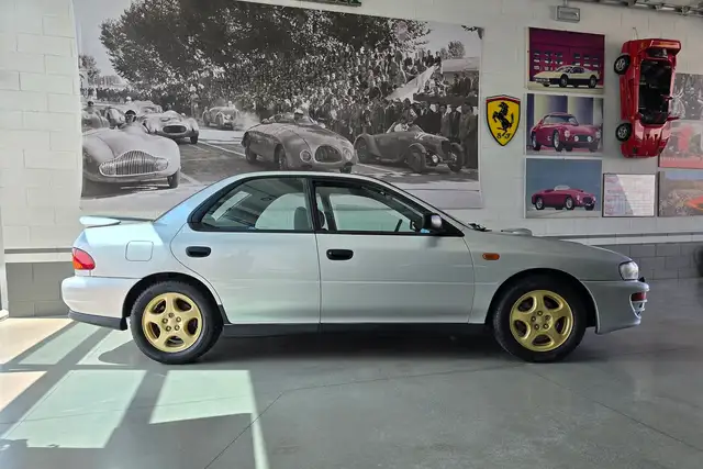 Subaru Impreza view 4