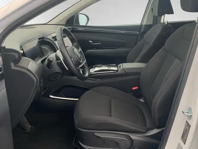 Hyundai Tucson view 8