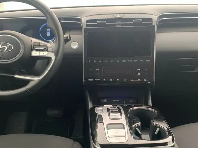 Hyundai Tucson view 13