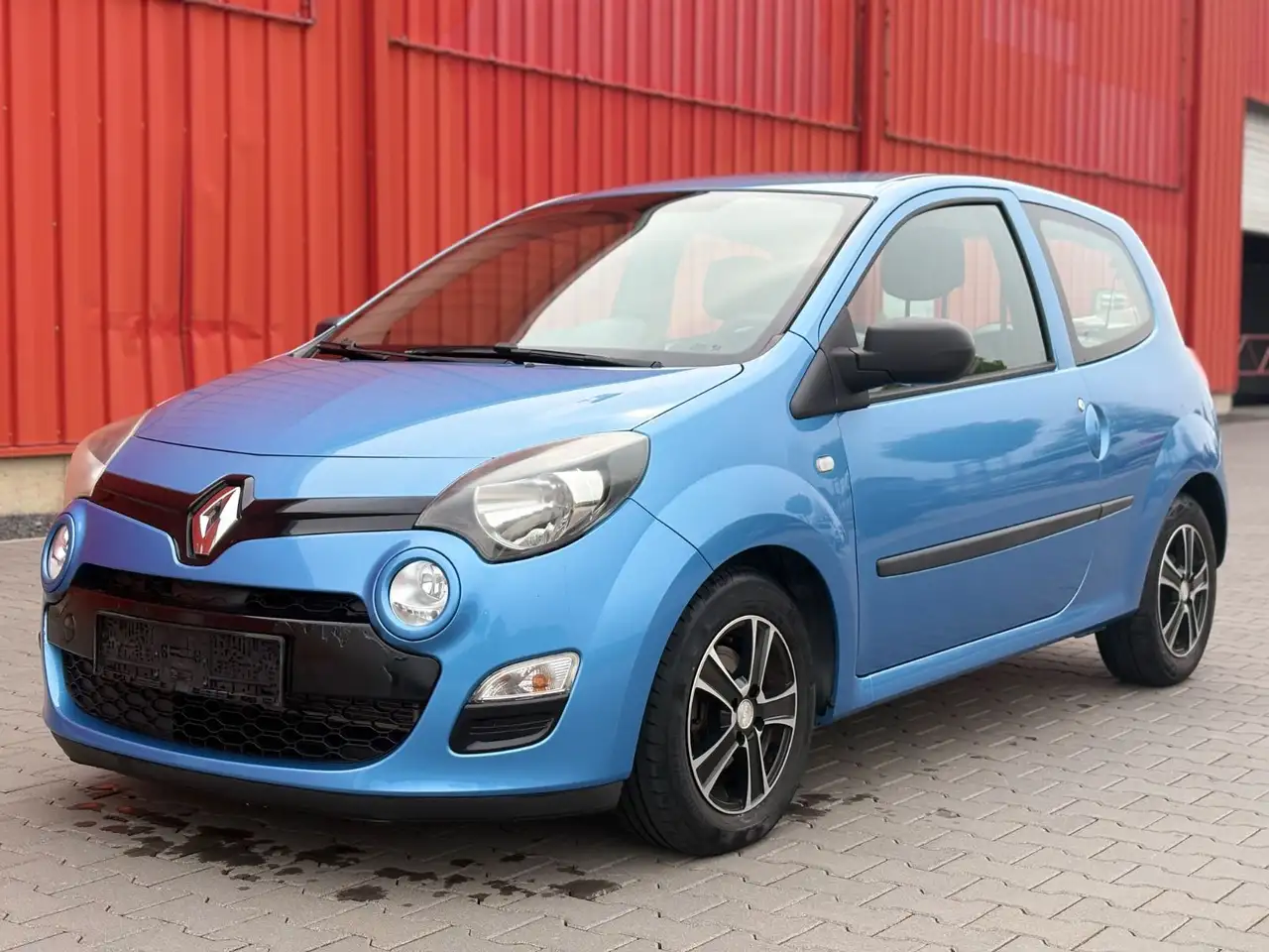 Renault Twingo Garantie TÜV NEU Klima Tempomat — photo 1 of 24