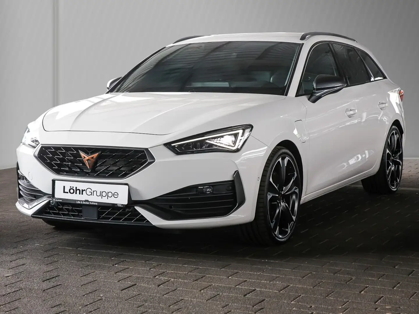 CUPRA Leon ST 1.4 TSI DSG e-Hybrid VZ Navi/RFK/SHZ Blanc - 2