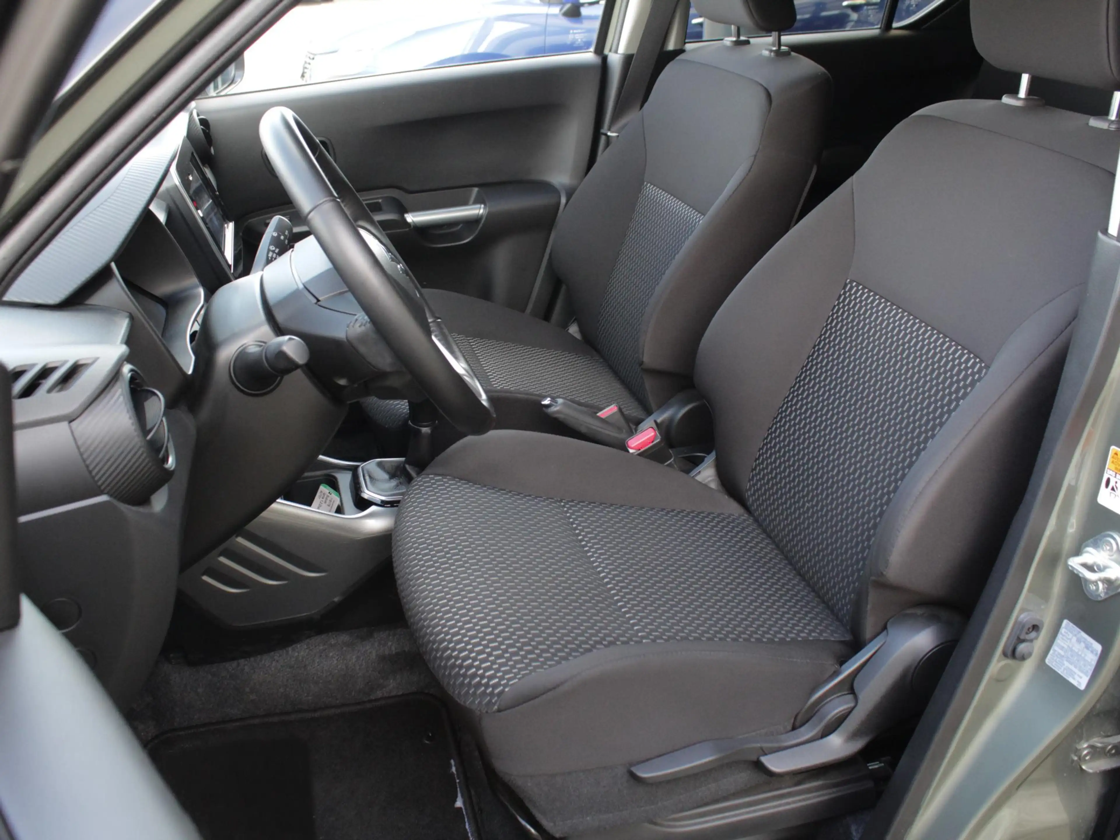 Suzuki Ignis 1.2 Smart Hybrid Style | Clima | Cruise | Navi | C — photo 5