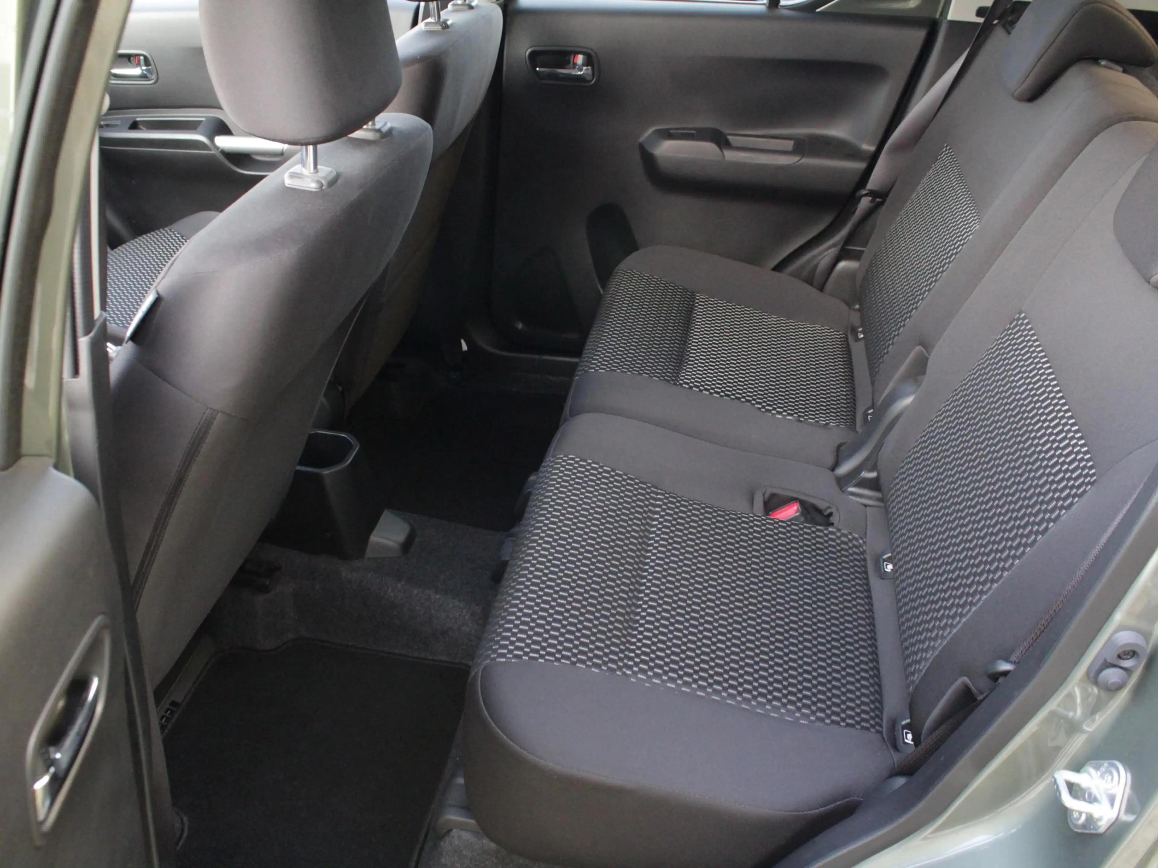 Suzuki Ignis 1.2 Smart Hybrid Style | Clima | Cruise | Navi | C — photo 8