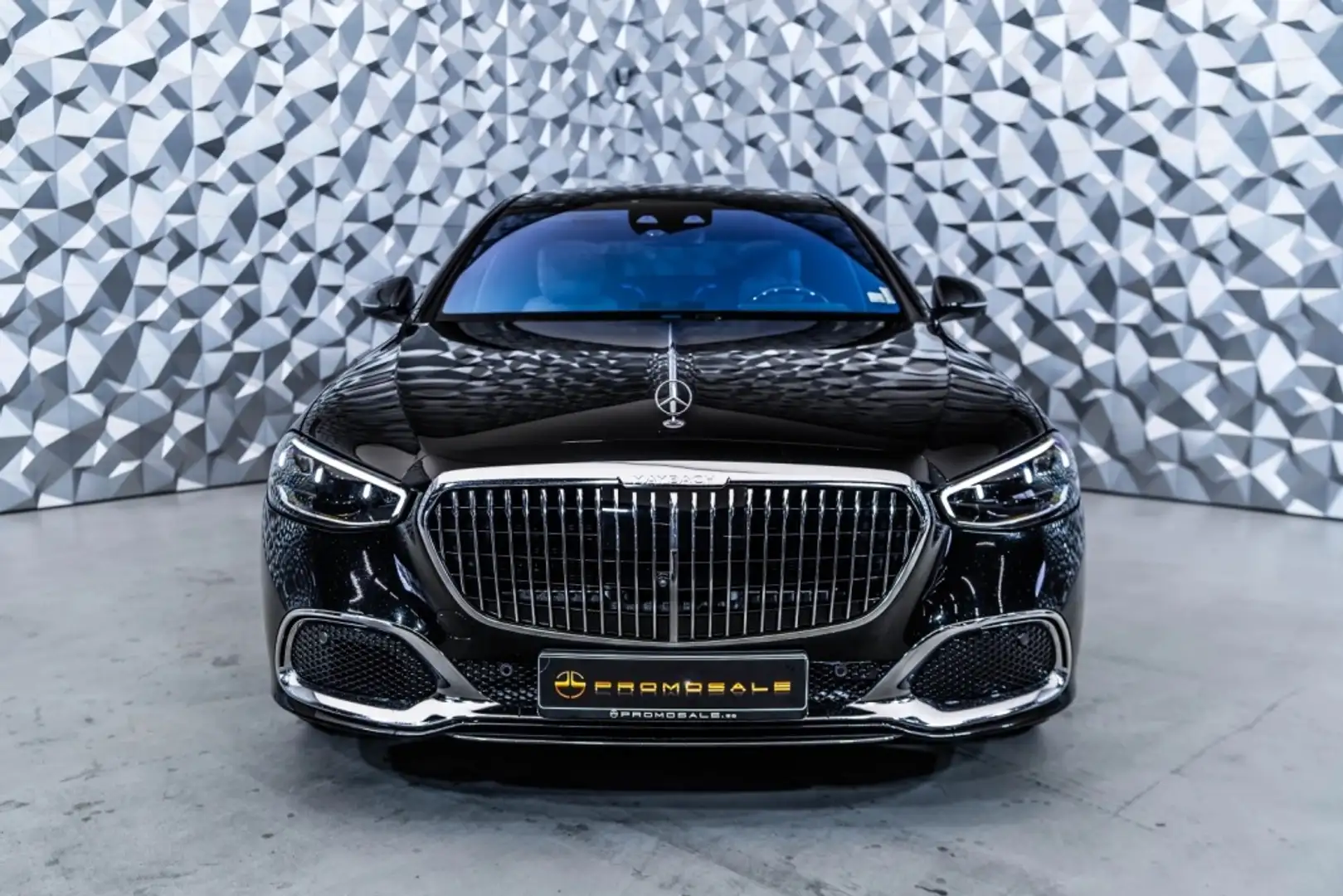 Mercedes-Benz S 580 Maybach 4MATIC Schwarz - 2