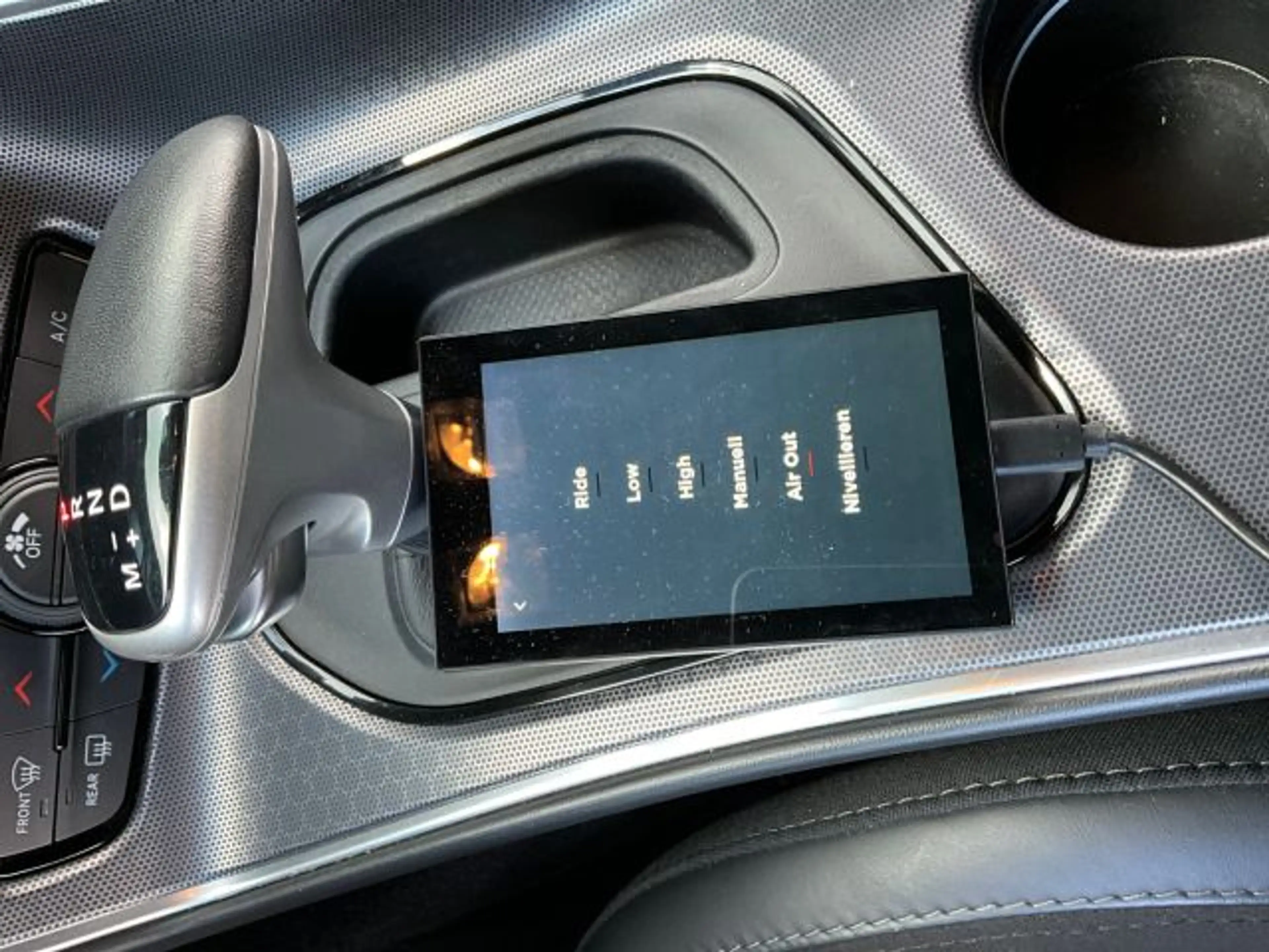 Dodge Challenger Automatik 392 Hemi Scat Pack Shaker — photo 14