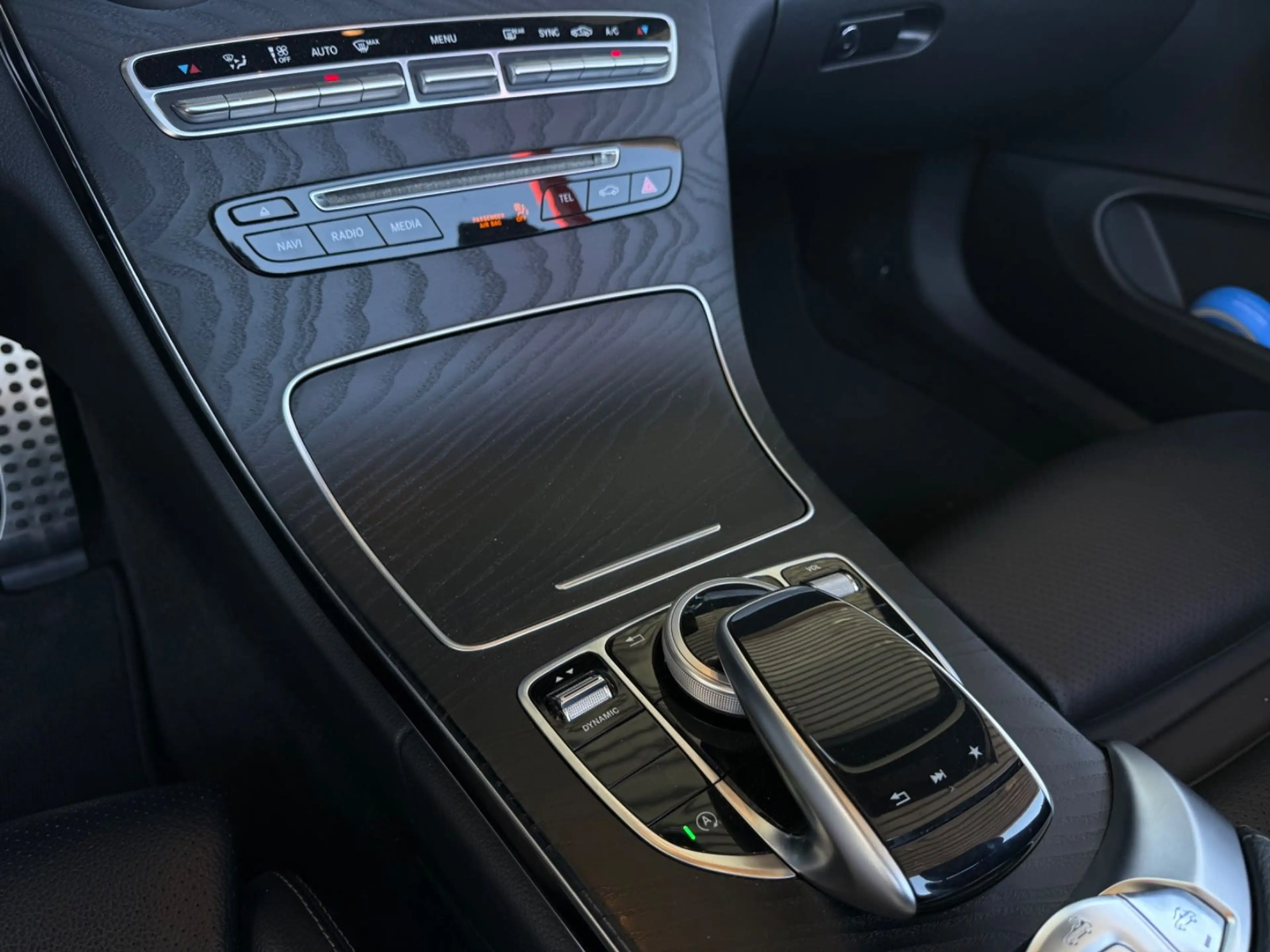 Mercedes-Benz C 180 Cabrio AMG PAKET/F1/ SCHECKHEFT GEPFLEGT — photo 14