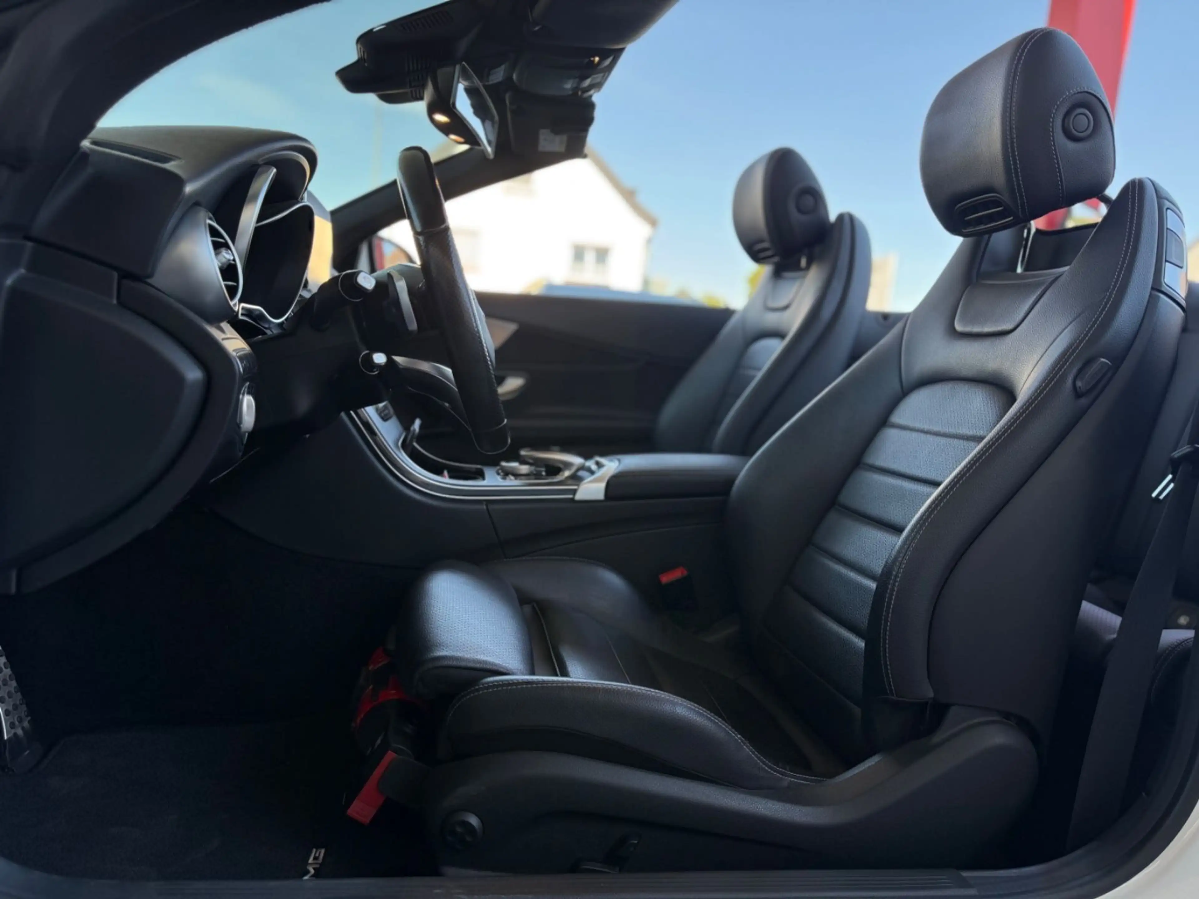 Mercedes-Benz C 180 Cabrio AMG PAKET/F1/ SCHECKHEFT GEPFLEGT — photo 11