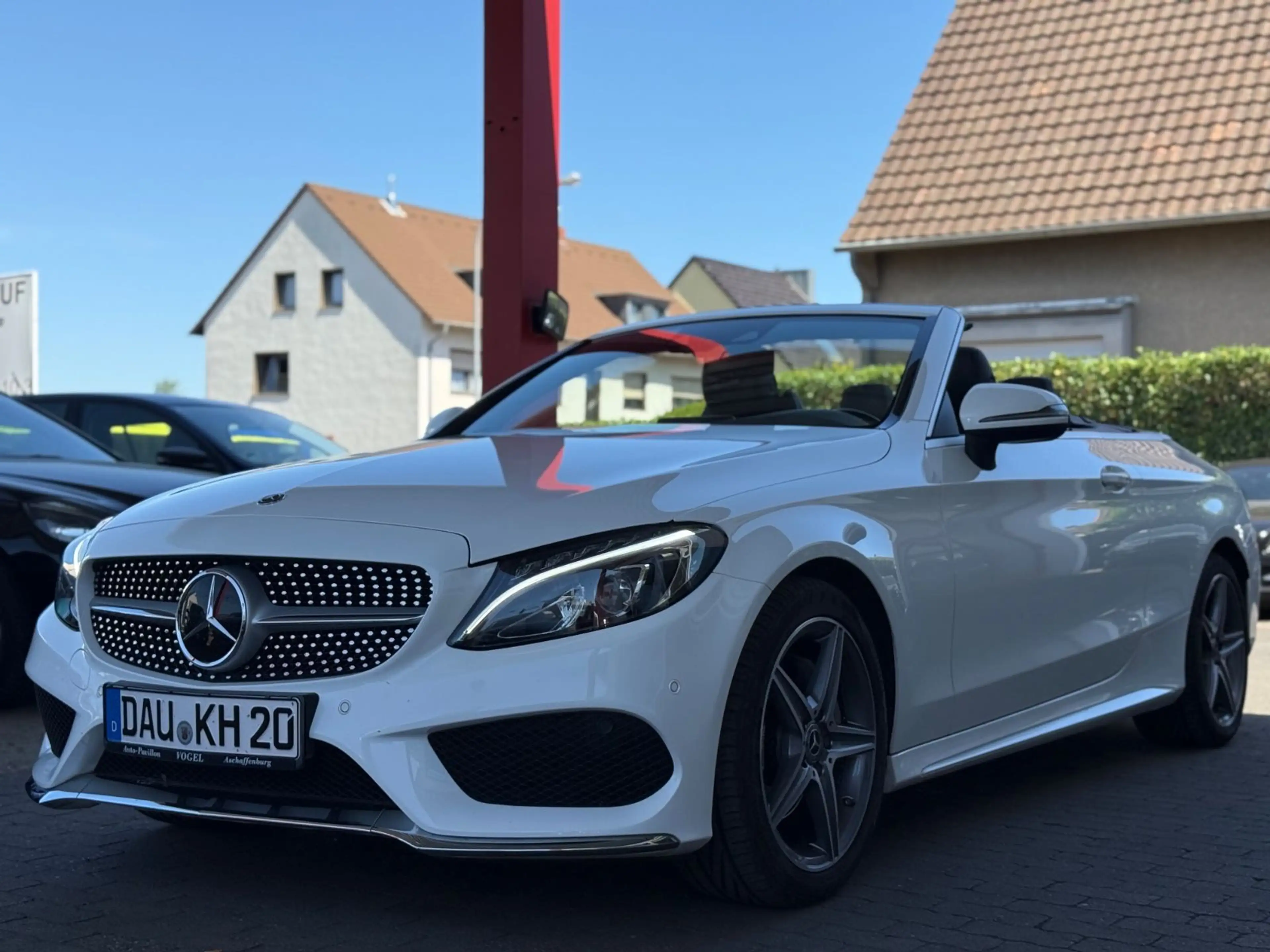 Mercedes-Benz C 180 Cabrio AMG PAKET/F1/ SCHECKHEFT GEPFLEGT — photo 3