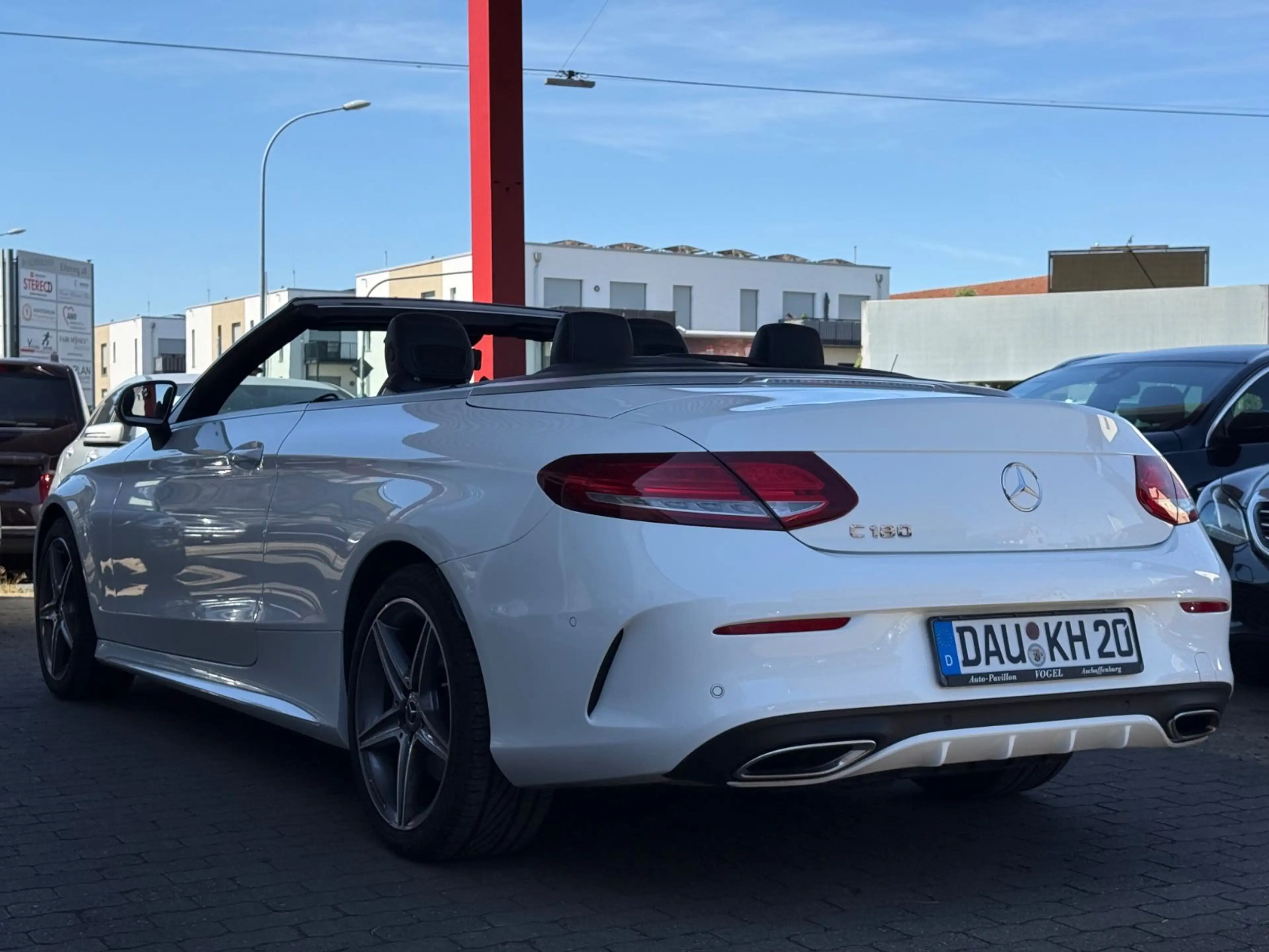 Mercedes-Benz C 180 Cabrio AMG PAKET/F1/ SCHECKHEFT GEPFLEGT — photo 6