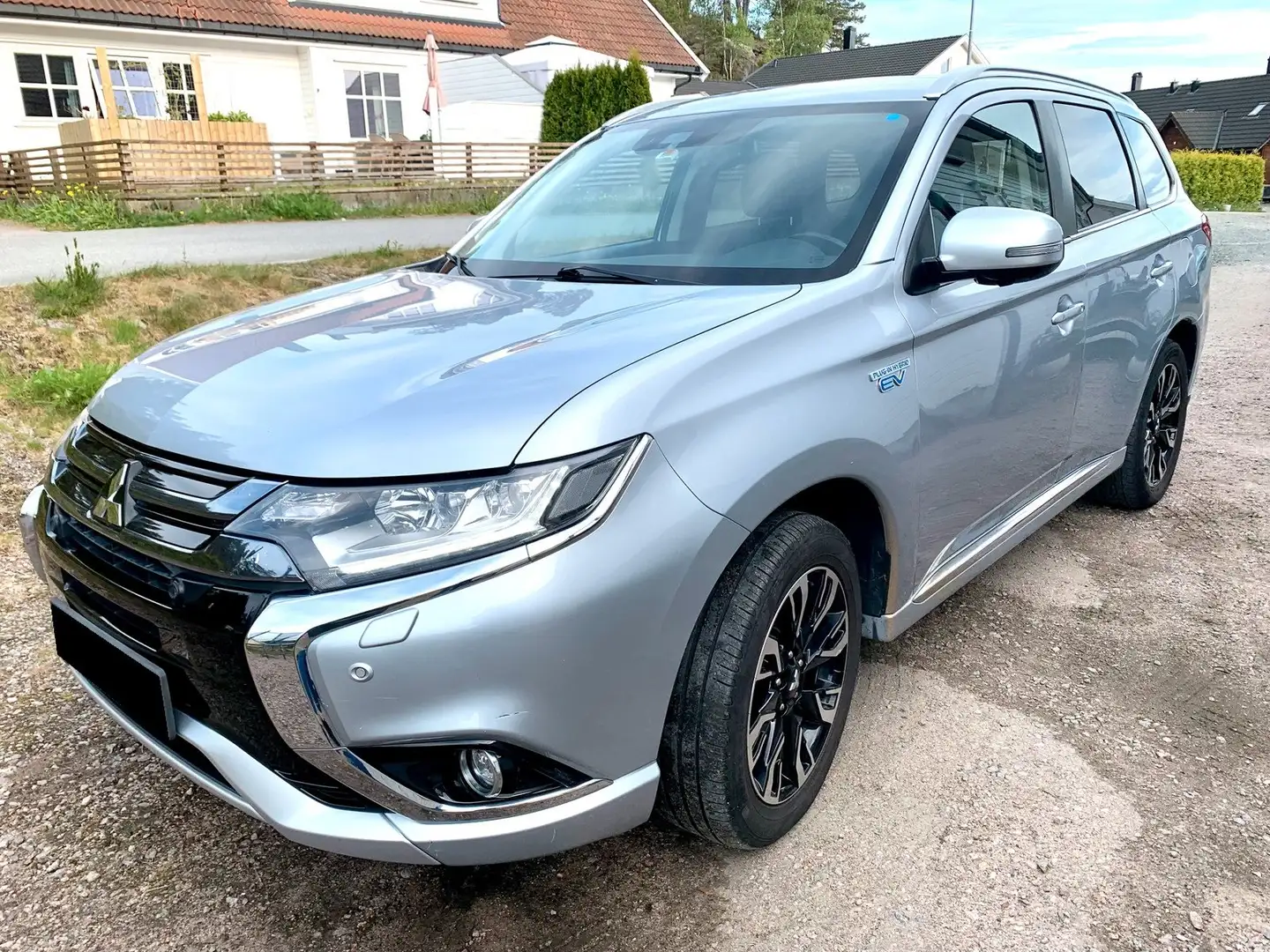 Mitsubishi Outlander Outlander 2.0 4WD Plug-In Hybrid Plus Argent - 1