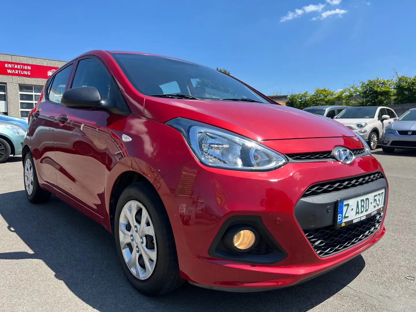 Hyundai i10 i10 1.0i Automatique* 1er Prop* Airco* Garantie !! Rouge - 1