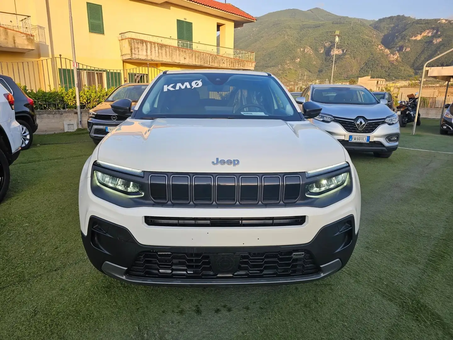 Jeep Avenger 1.2 Turbo 100 CV Altitude Bianco - 2