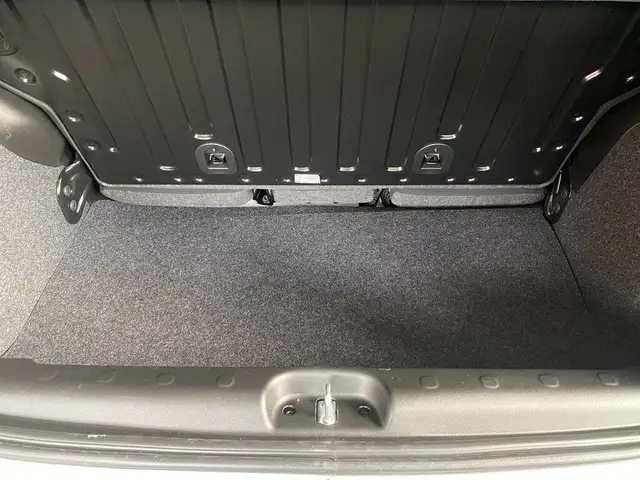 Fiat Panda view 9