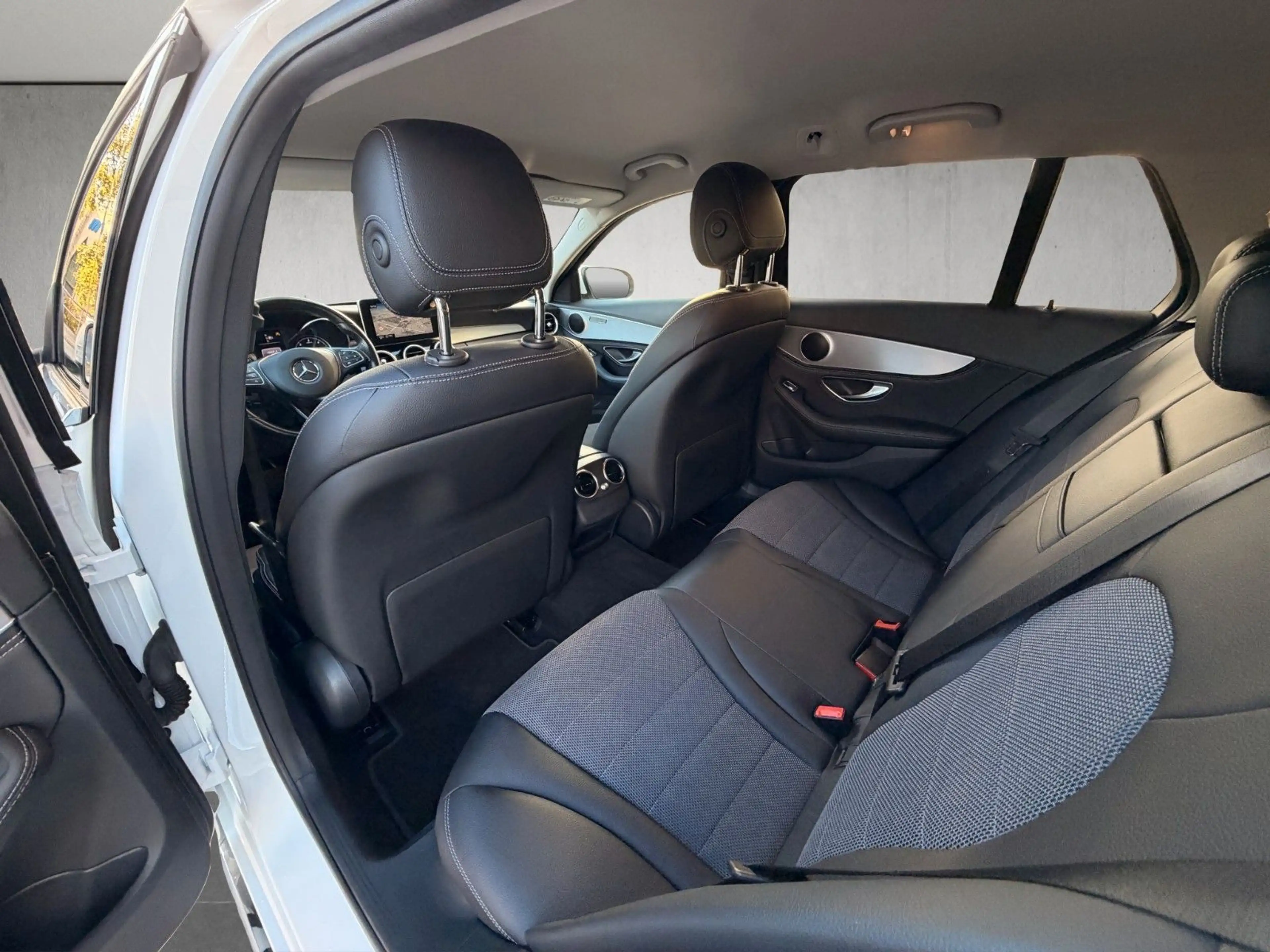 Mercedes-Benz C 220 d T-Model*Avantgarde *Leder* COMAND*ILS LED — photo 8