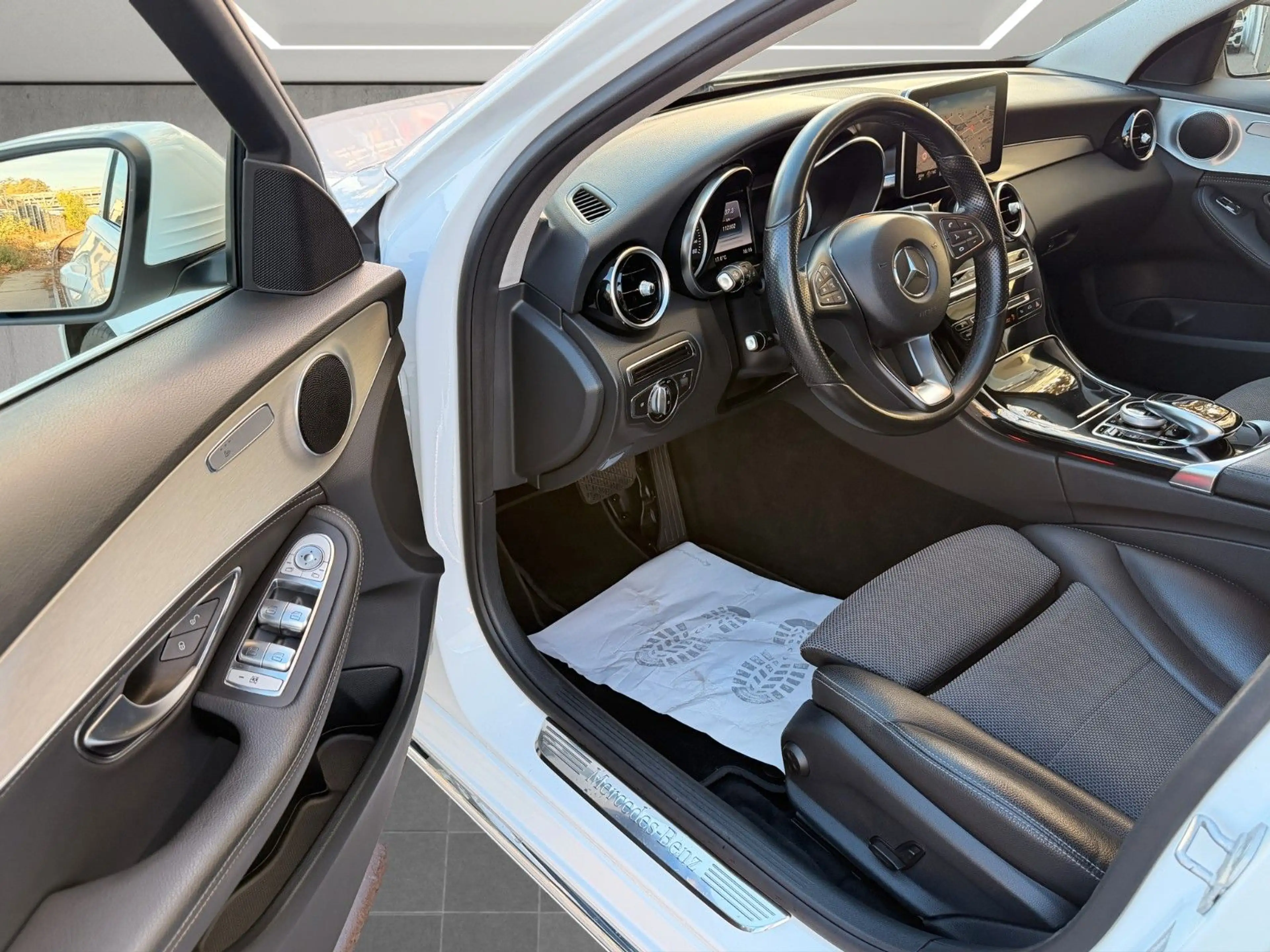 Mercedes-Benz C 220 d T-Model*Avantgarde *Leder* COMAND*ILS LED — photo 6