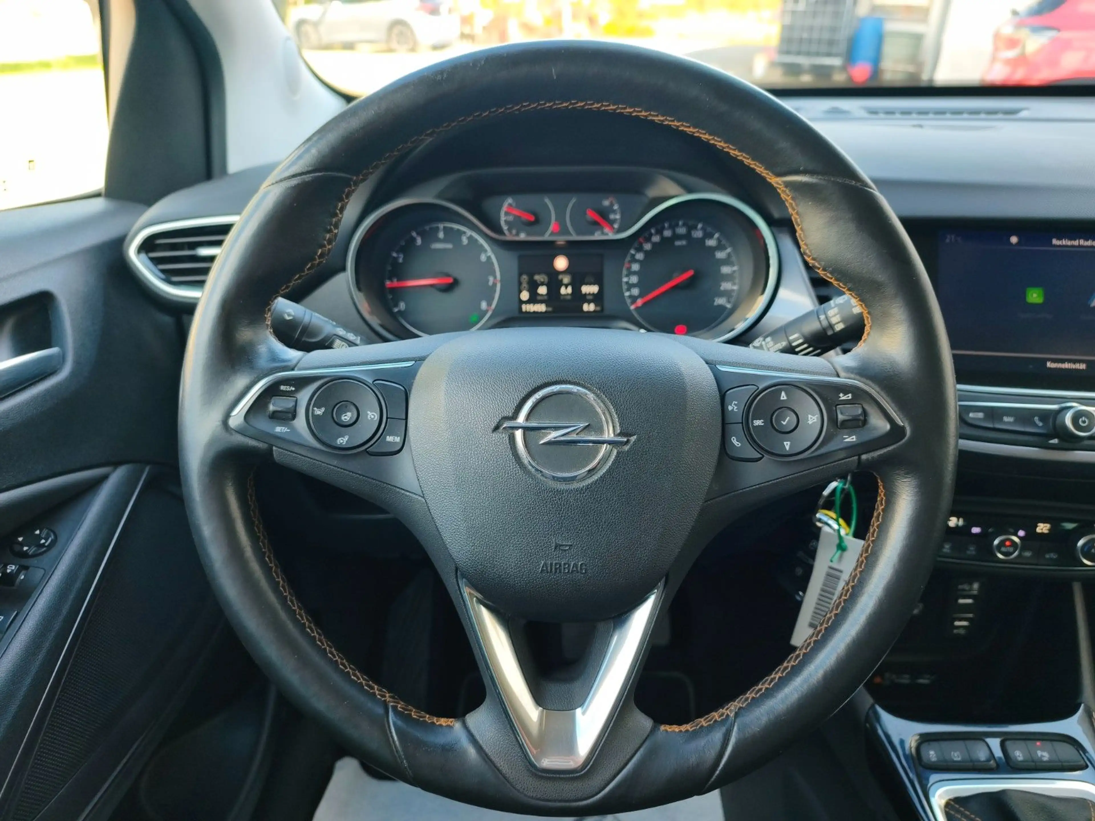 Opel Crossland X 1,2 / 96kW, KLIMA, AHK, TÜV NEU — photo 16