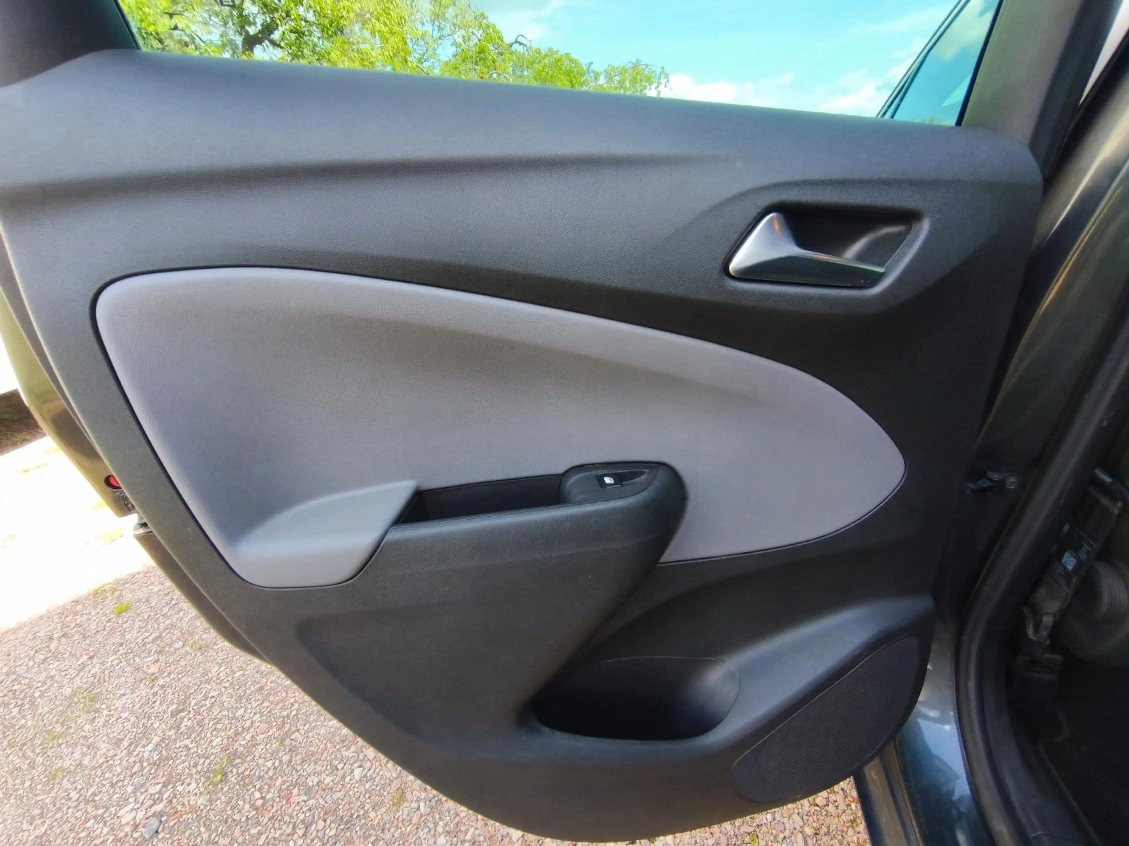 Opel Crossland X 1,2 / 96kW, KLIMA, AHK, TÜV NEU — photo 37