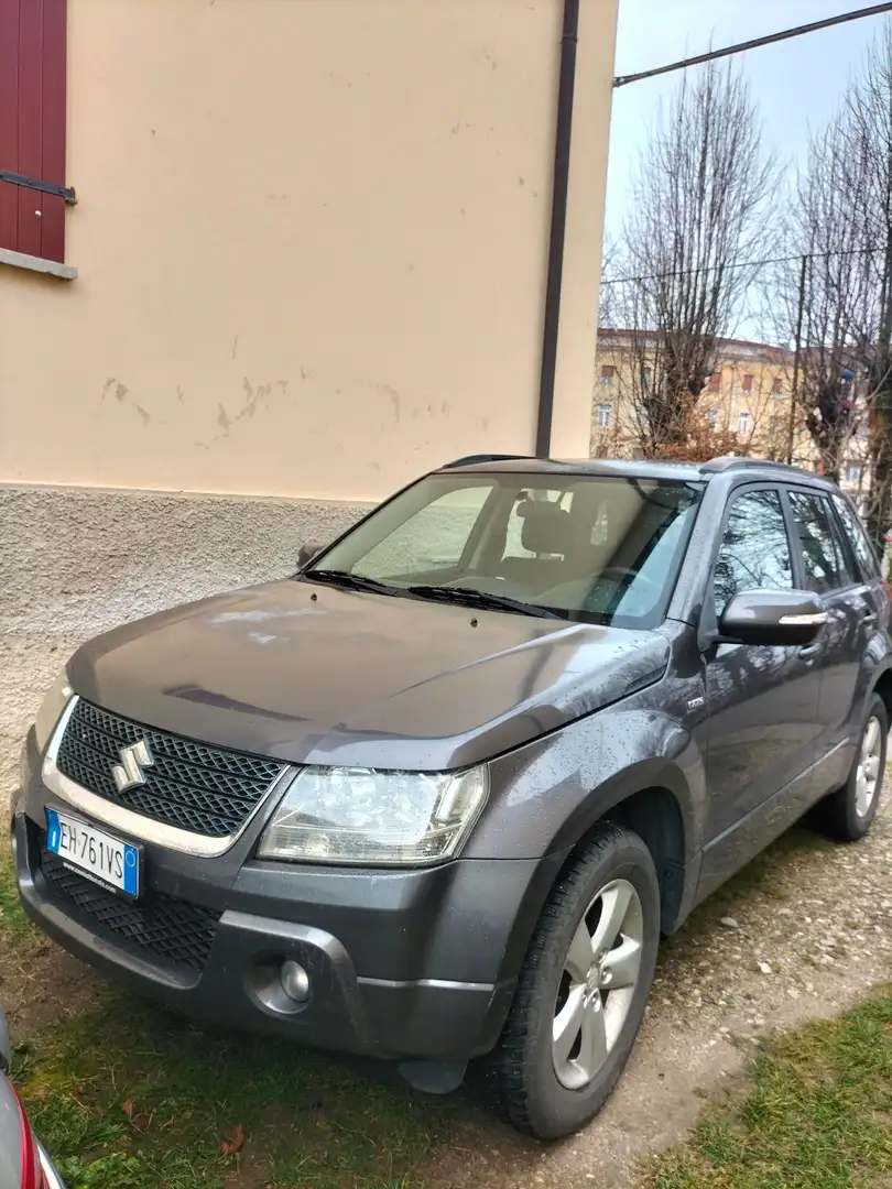 Suzuki Grand Vitara Grand Vitara II 2006 1.9 ddis offroad 5p E5 Šedá - 2