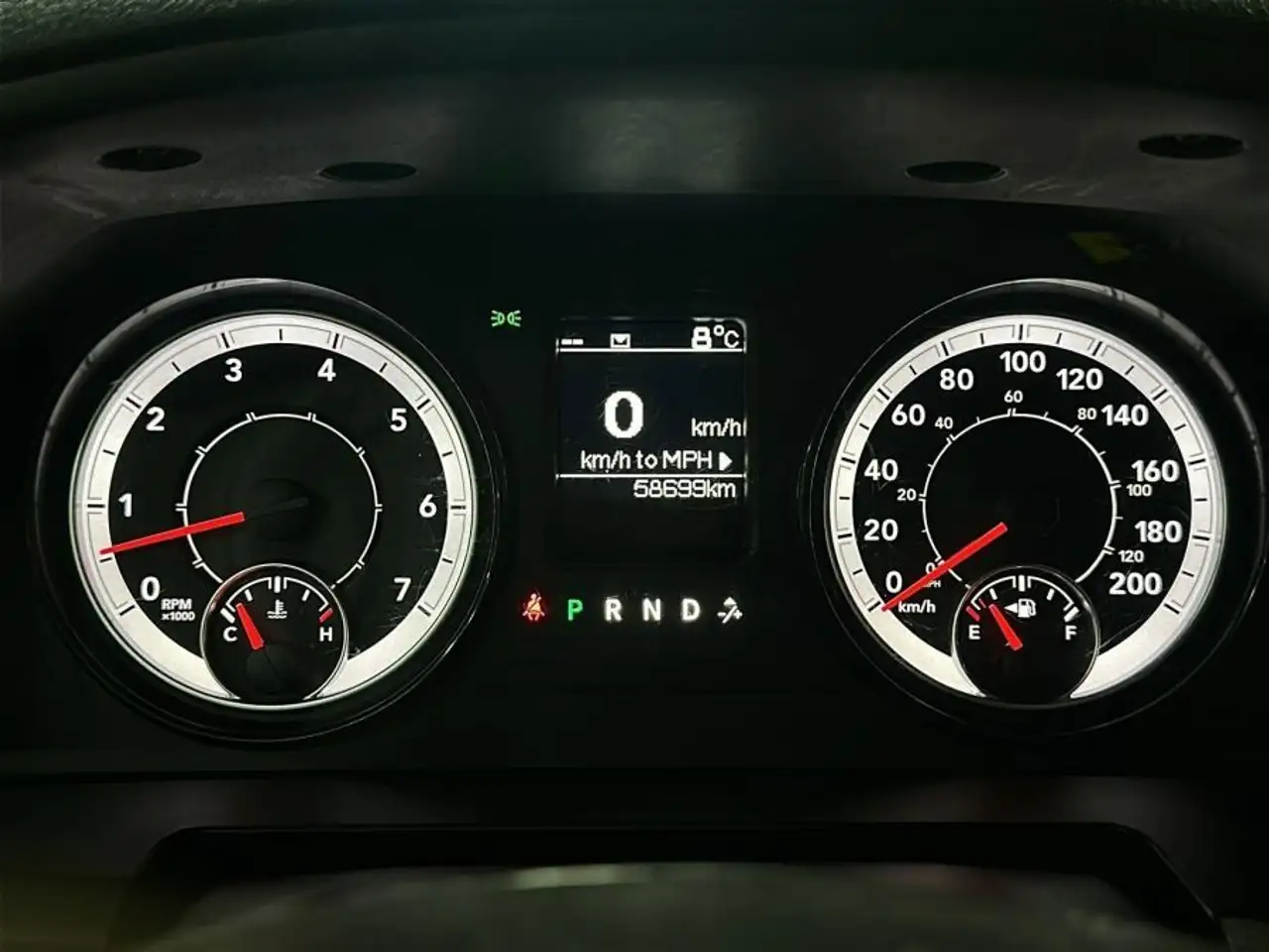 RAM 1500 снимка RAM 1500