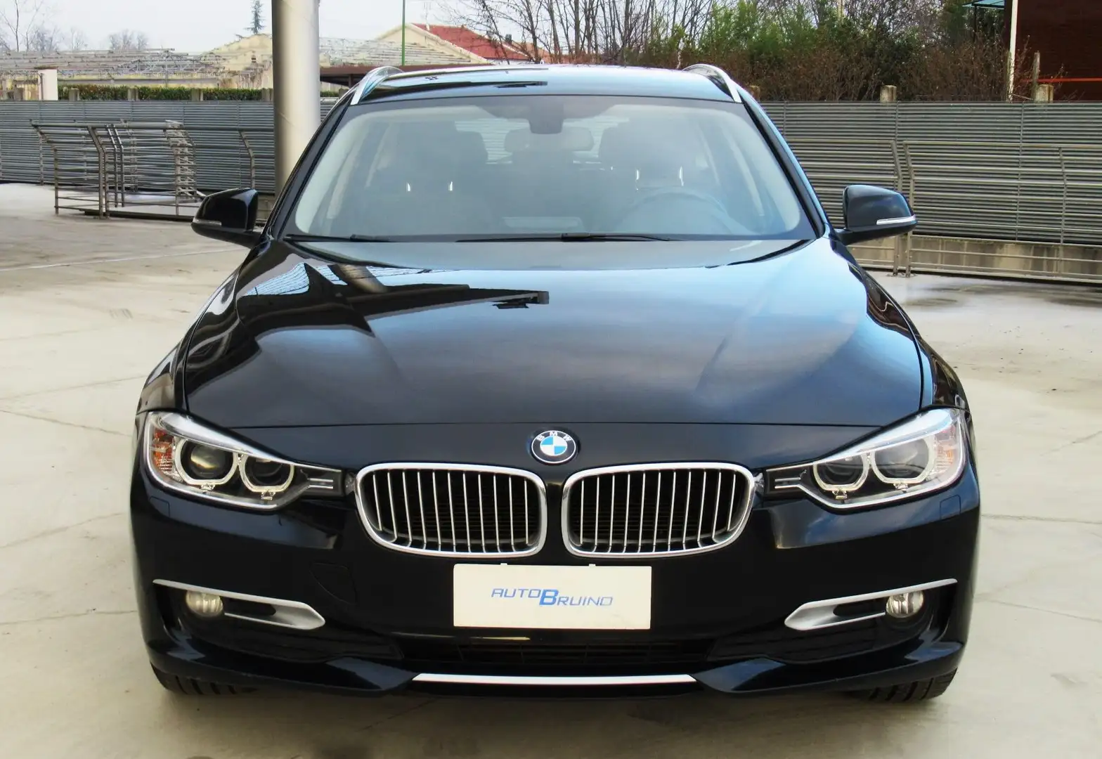 BMW 318 318d  Modern Touring Nero - 2