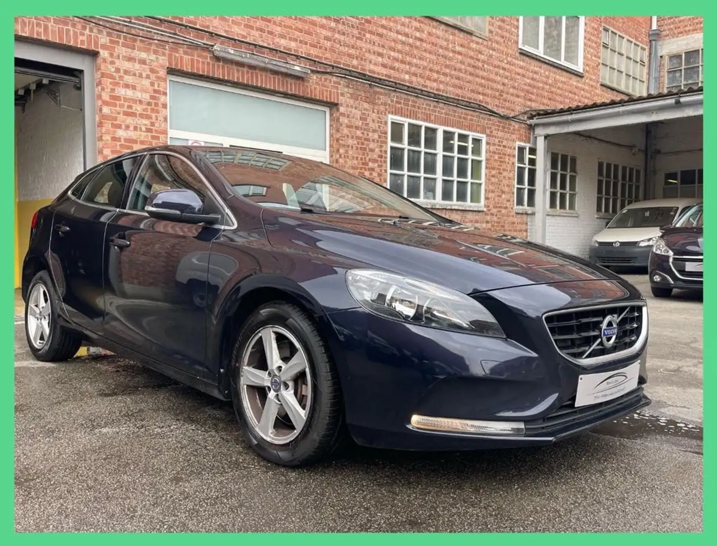 Volvo V40 1.5 T2 Automaat * Gps /Leder/Airco * Blauw - 1