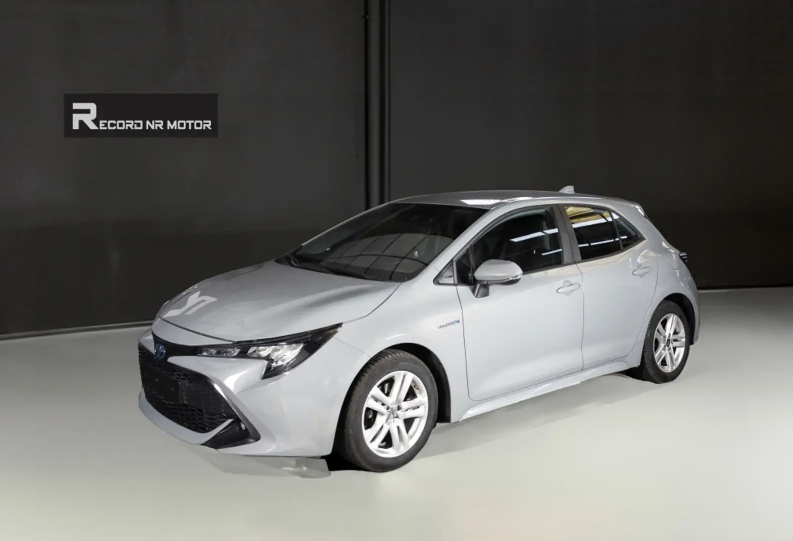 Toyota Corolla 125H Business Gris - 1
