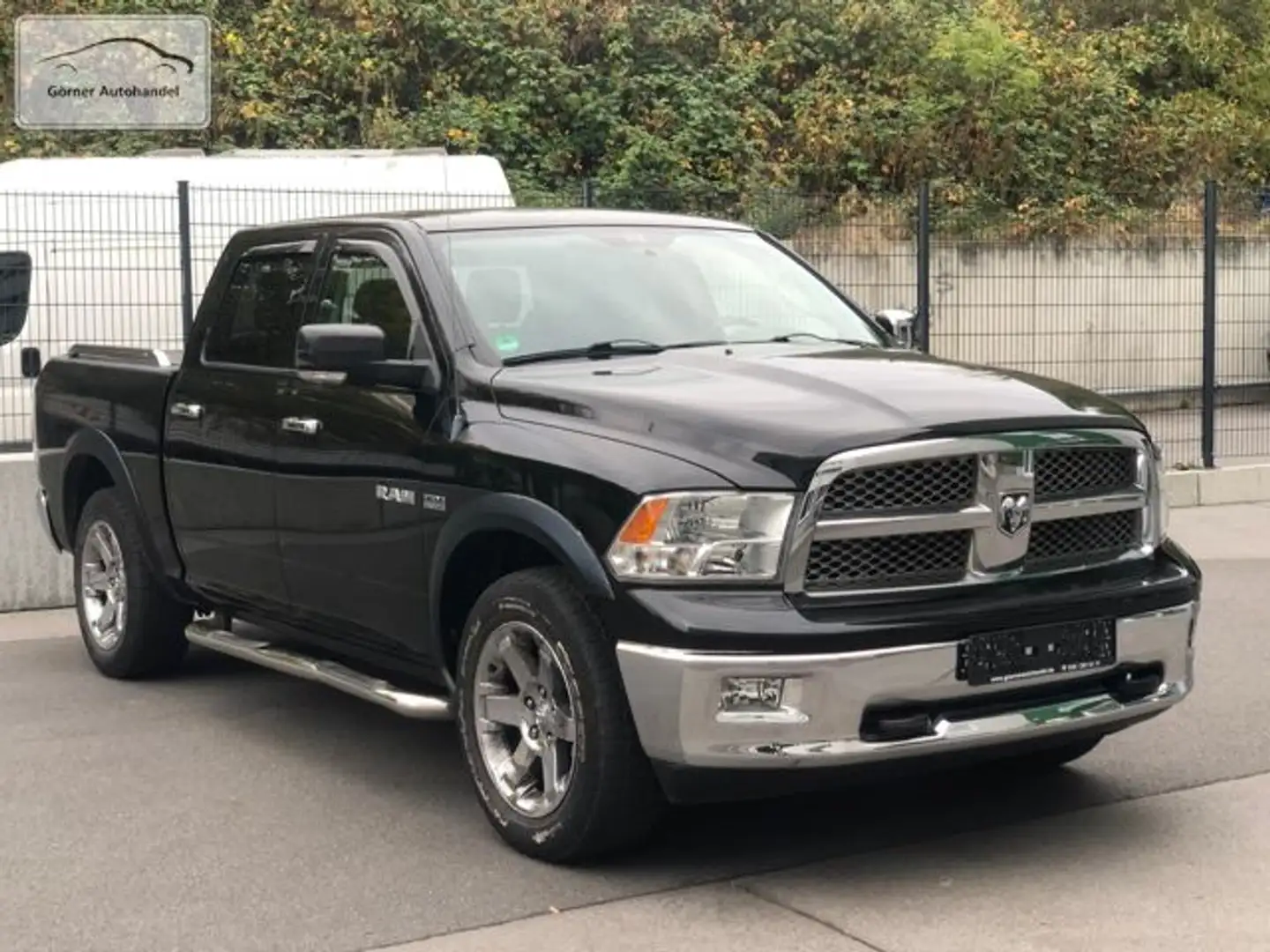 Dodge RAM 5,7 HEMI1500 LARAMIE 4x4 CrewCab AHK Leder Noir - 1