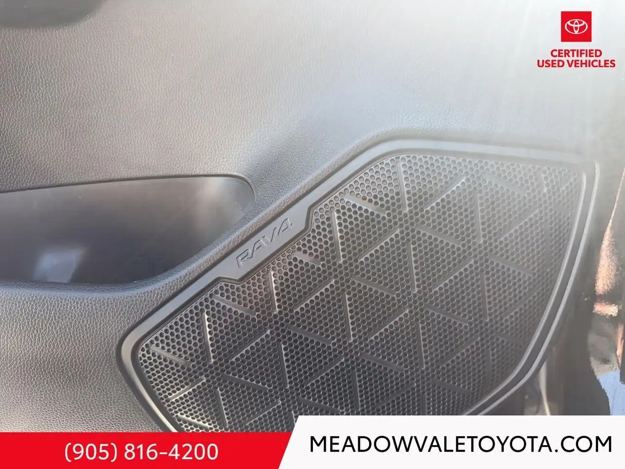 Toyota RAV 4 photo Toyota RAV 4