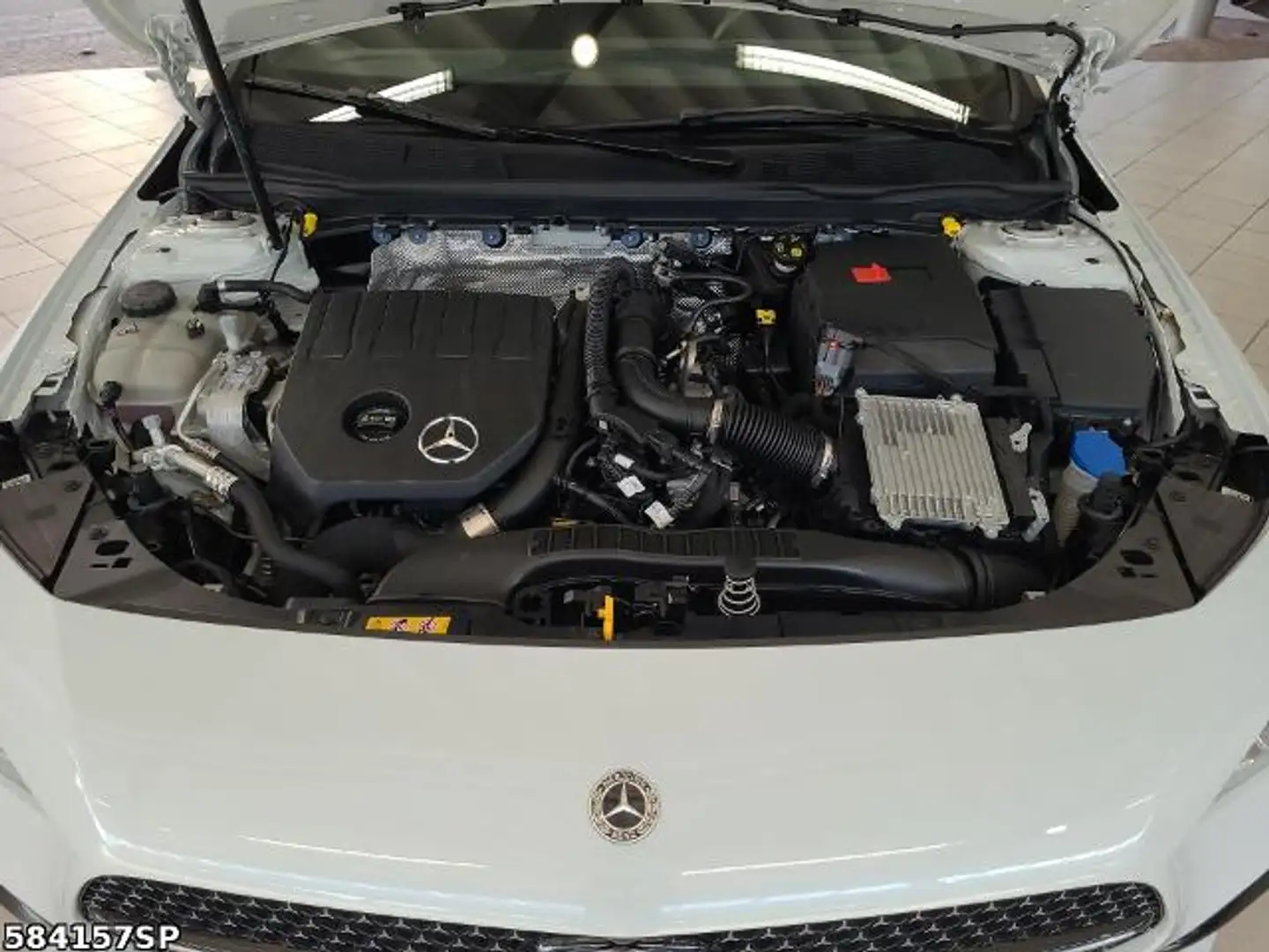 Mercedes-Benz CLA 200 AMG  Night Keyless Sitzhz Weiß - 2