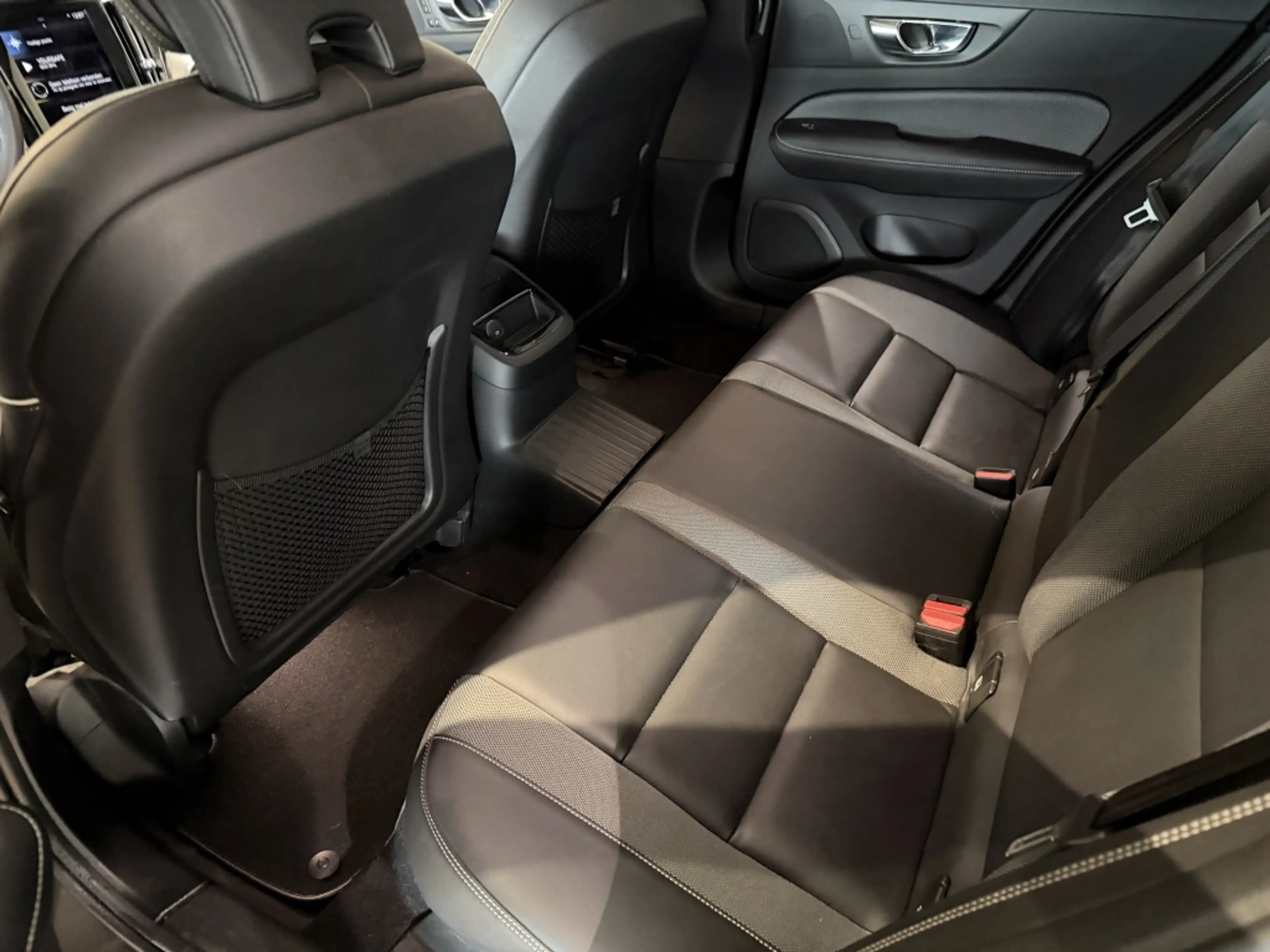 Volvo S60 2.0 Rech. T6 R-Des. — photo 10