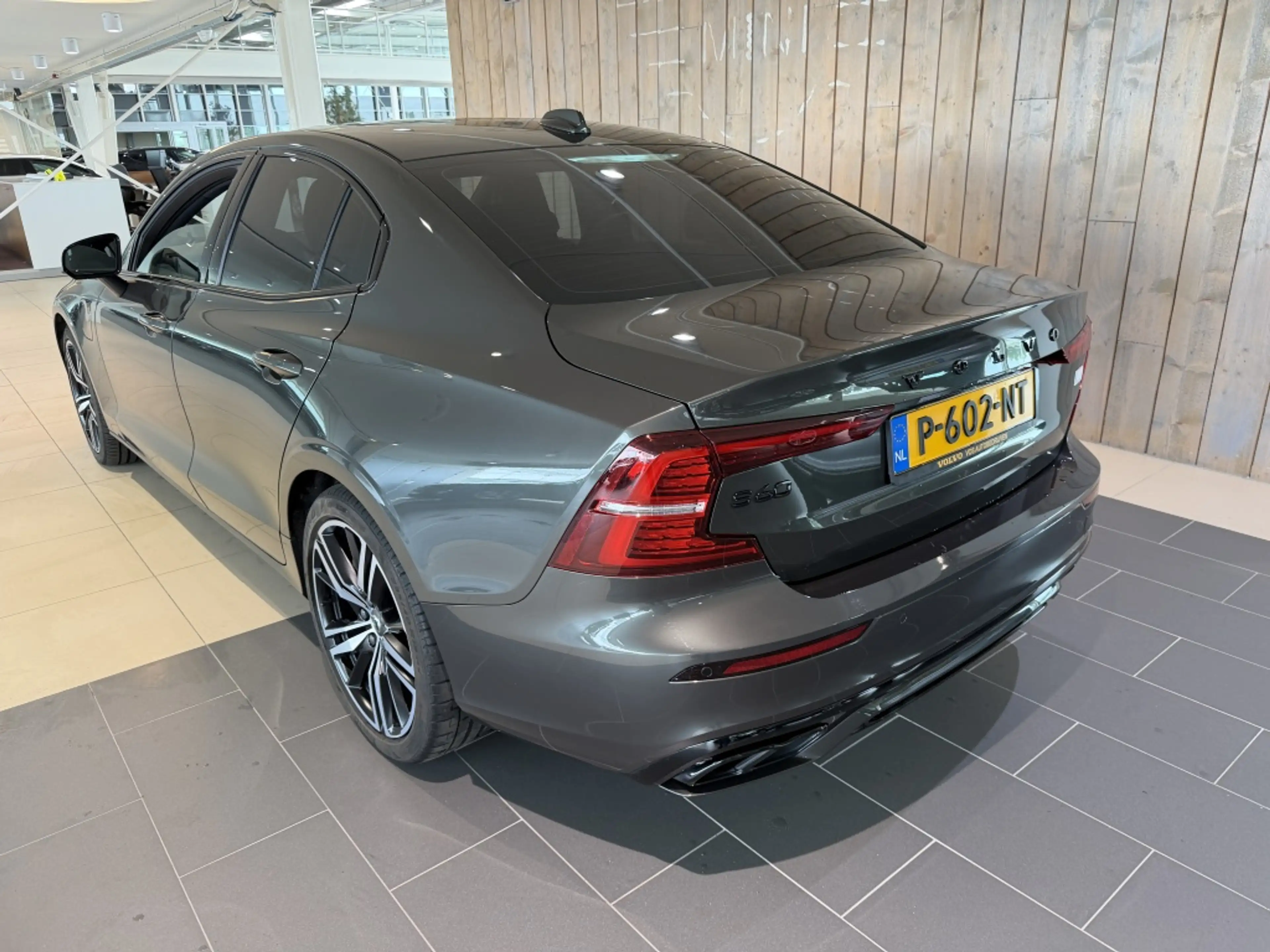 Volvo S60 2.0 Rech. T6 R-Des. — photo 5