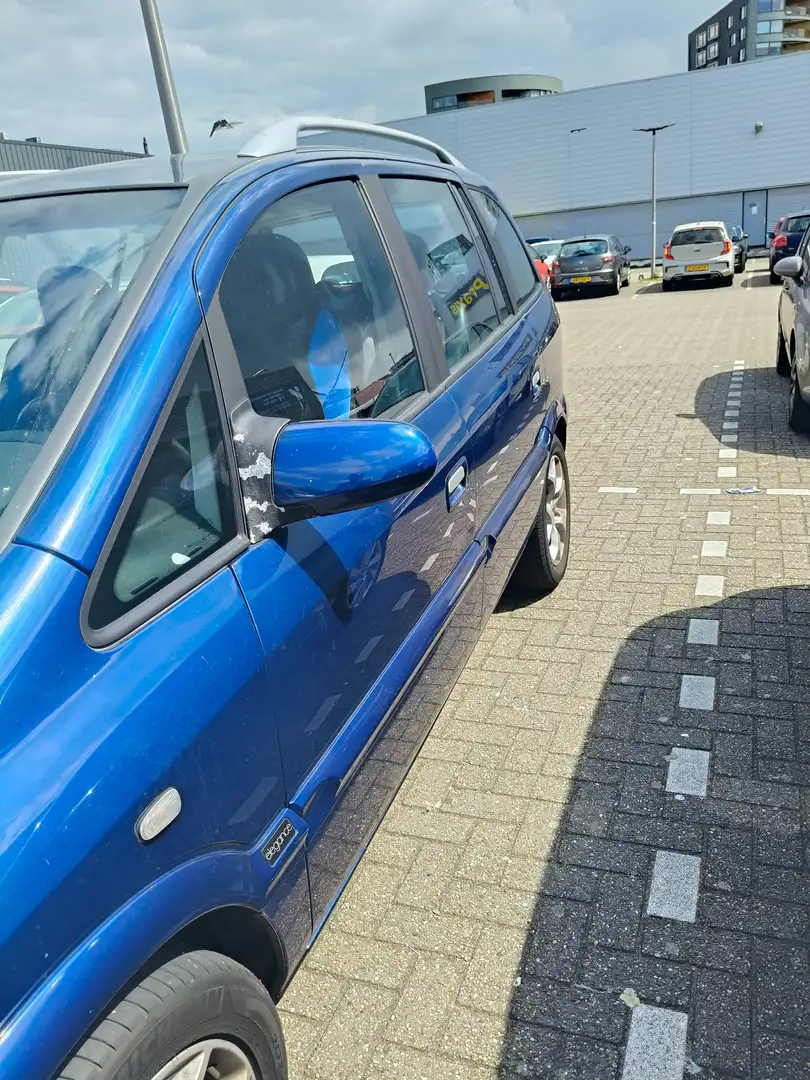 Opel Zafira Zafira 2.2-16V Elegance Blauw - 2