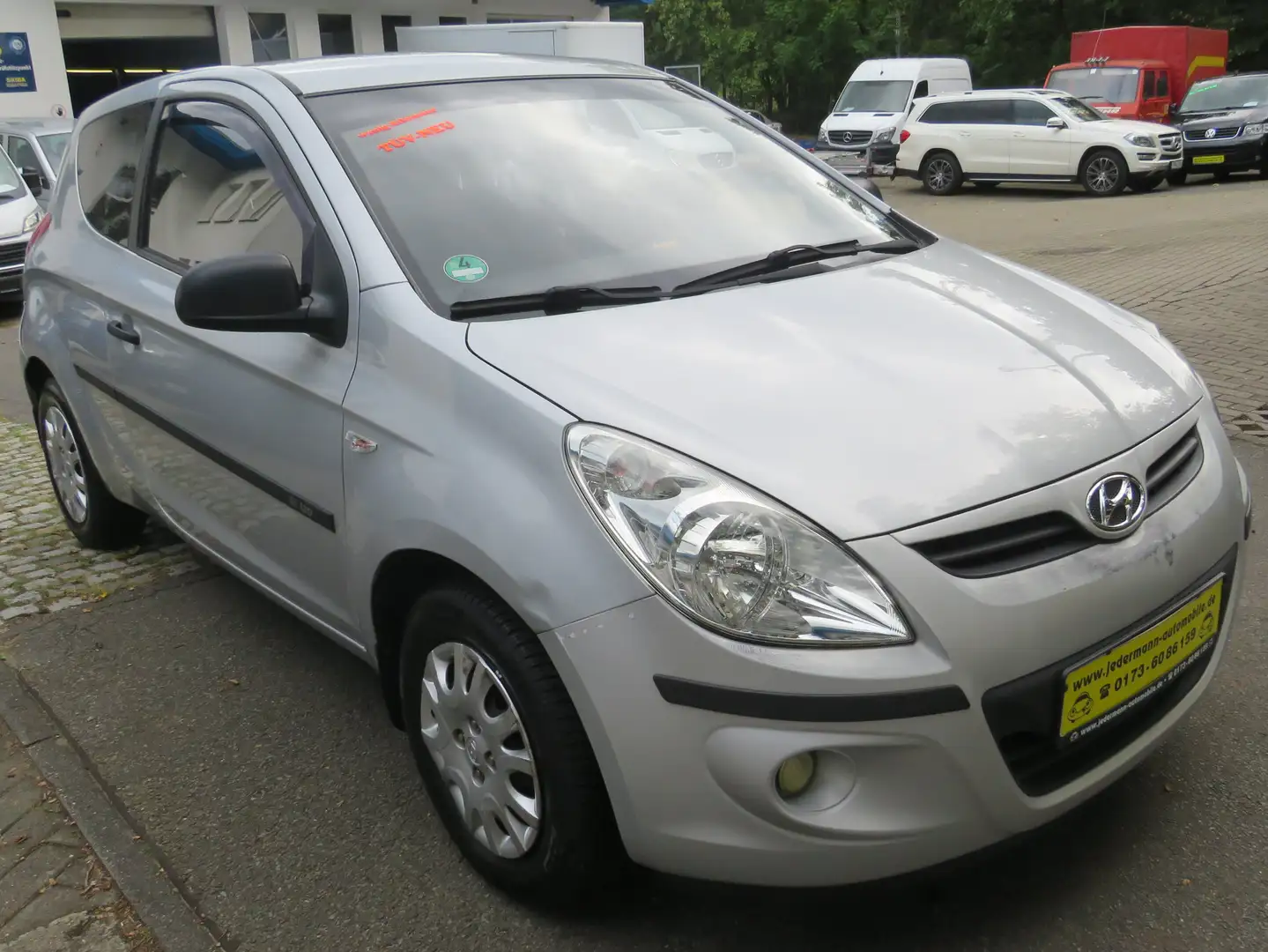 Hyundai i20 Edition 20 Silber - 1