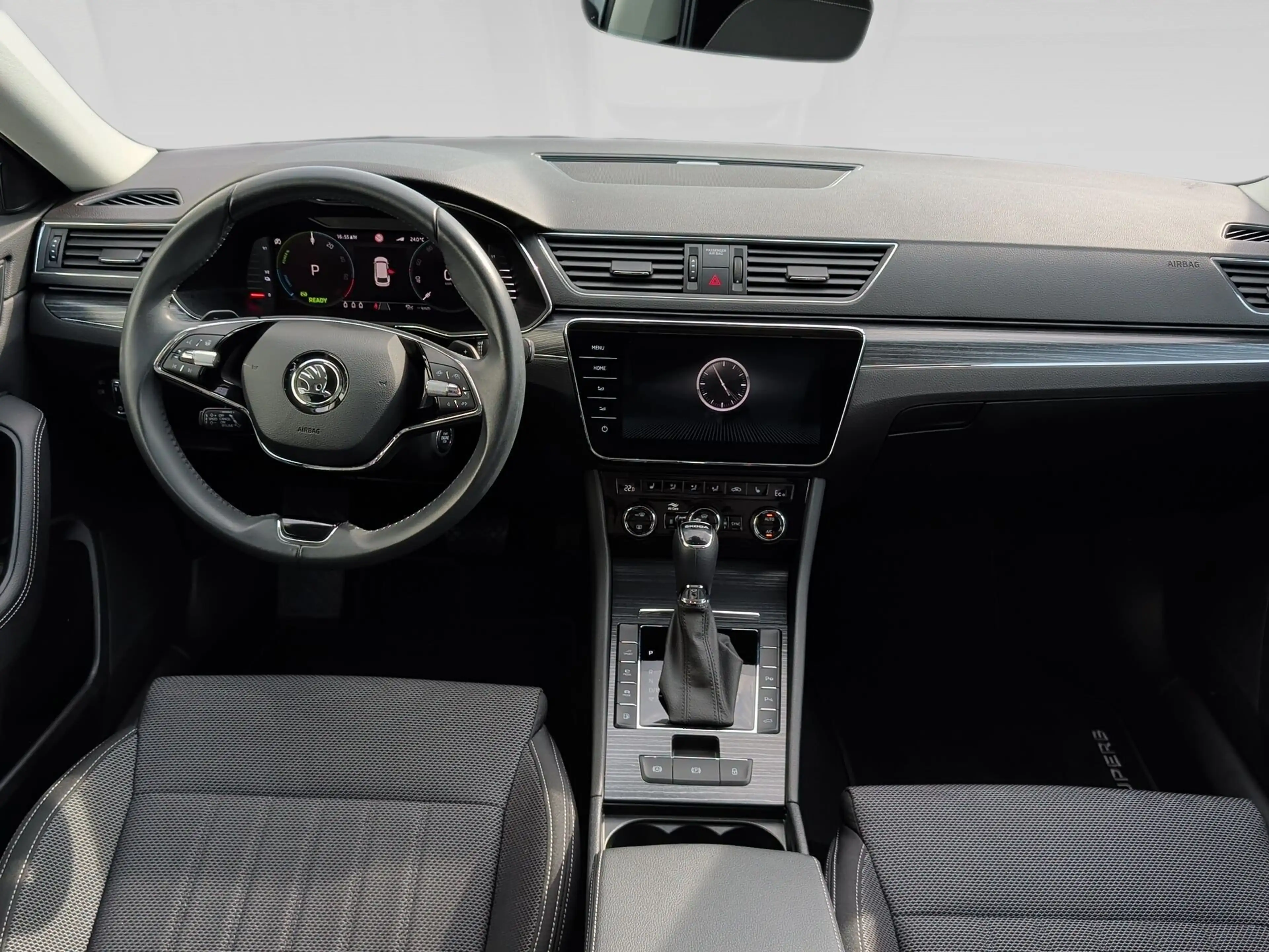 Skoda Superb Combi 1.4 TSI Style iV Standhzg+Matrix+Pano+RFK+AC — photo 14
