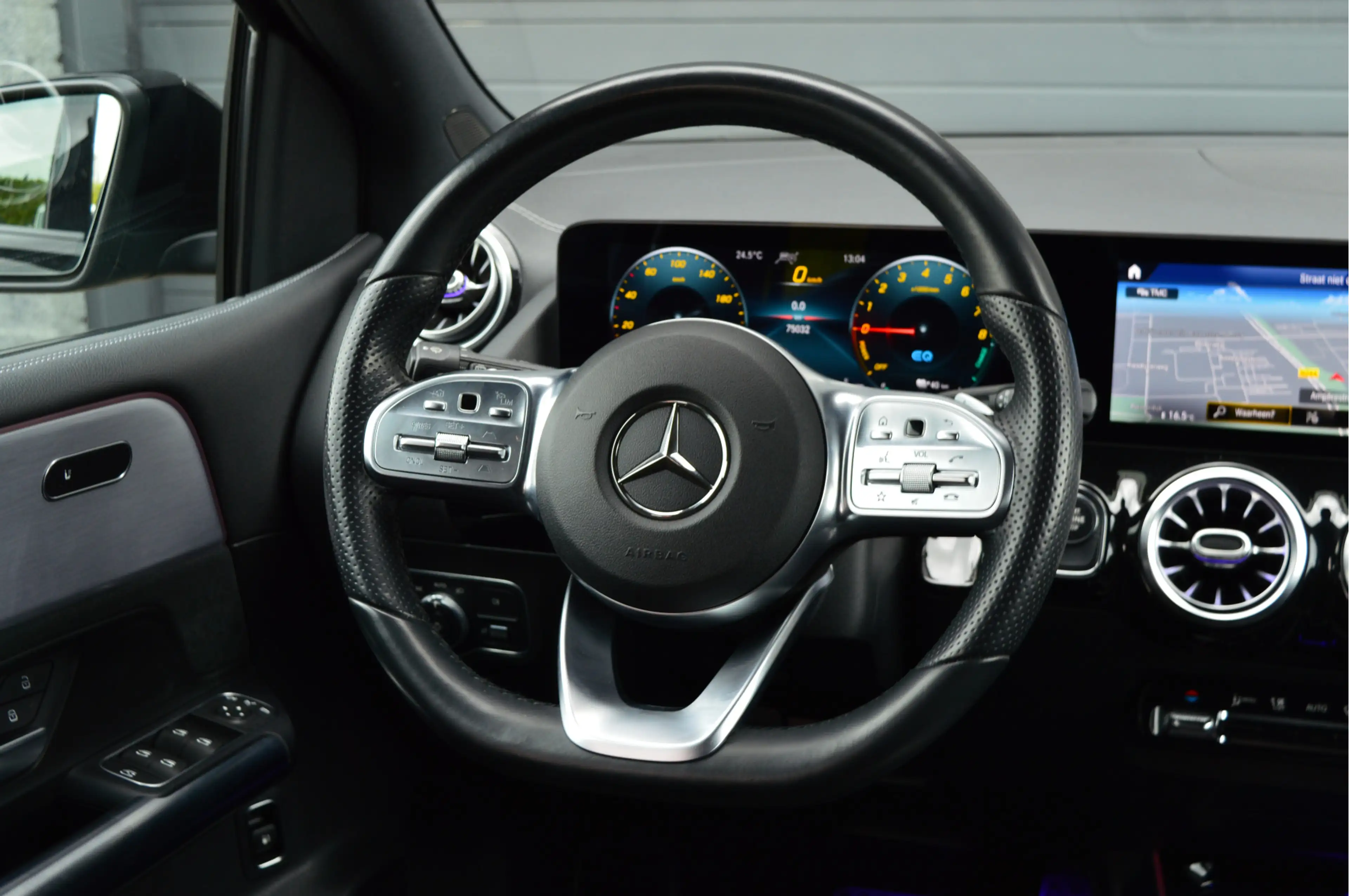 Mercedes-Benz B 250 e Business Solution AMG | PANO | ACC | SOH 94% | — photo 27