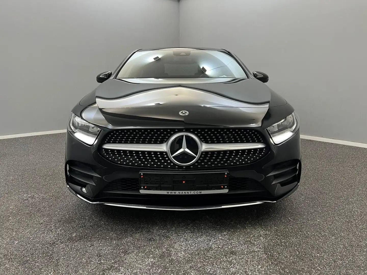 Mercedes-Benz A 250 e Limo AMG LINE PANO*19Z*WIDE*AMBIENT*TOP Schwarz - 2