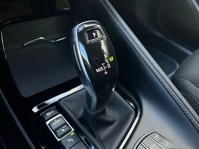 BMW X2 view 8