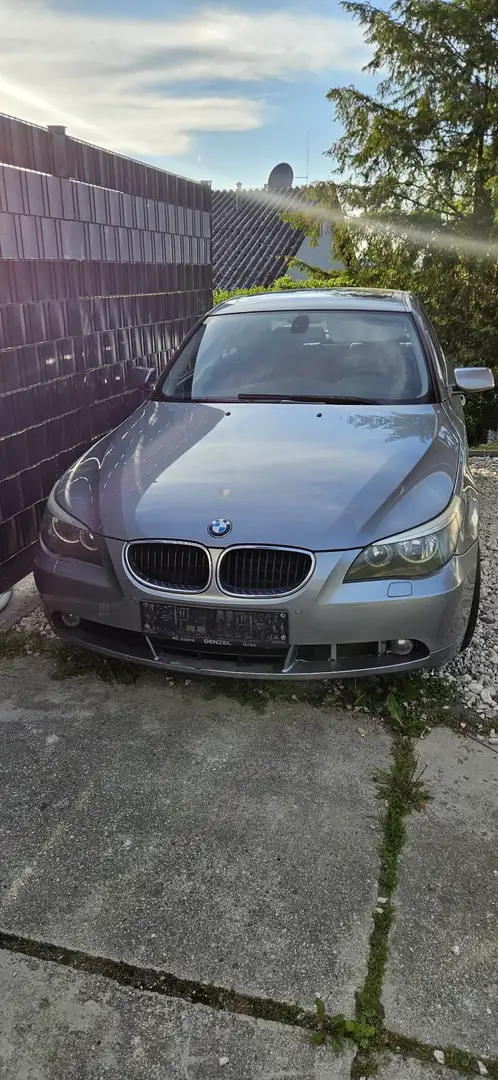 BMW 520 520i - 1
