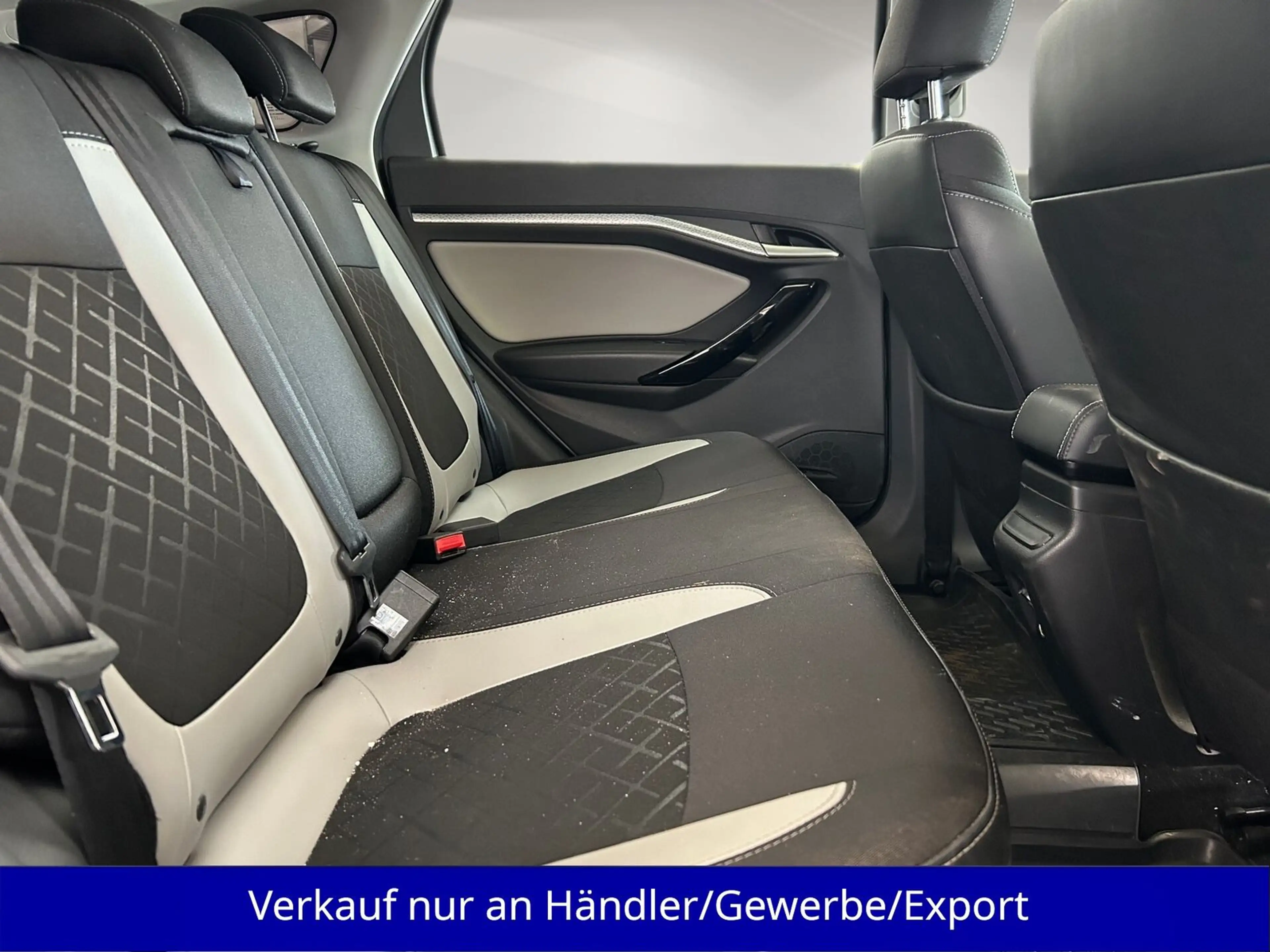 Lada Vesta Kombi 1.6i AAC SHZ T-Leder PDC — photo 12