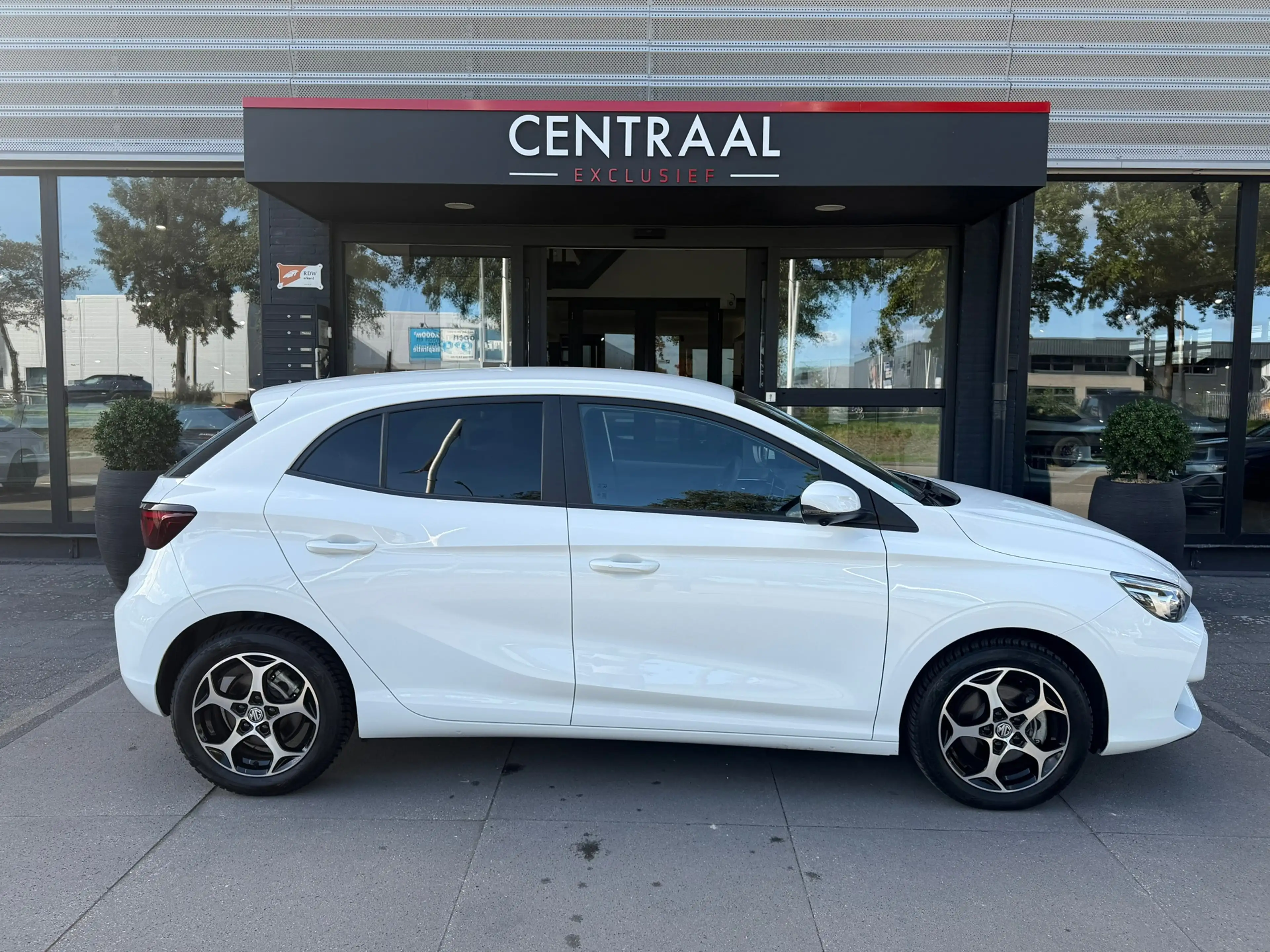 MG MG3 Hybrid+ 1.5 Hybrid+ Luxury ACC|Carplay|Keyless|360 — photo 12